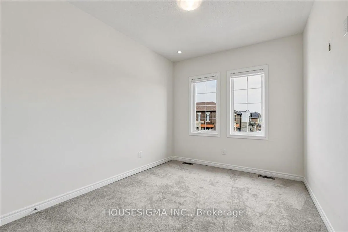 Photo 24 of 303 Great Falls Boulevard, Hamilton, Waterdown — HOMEH