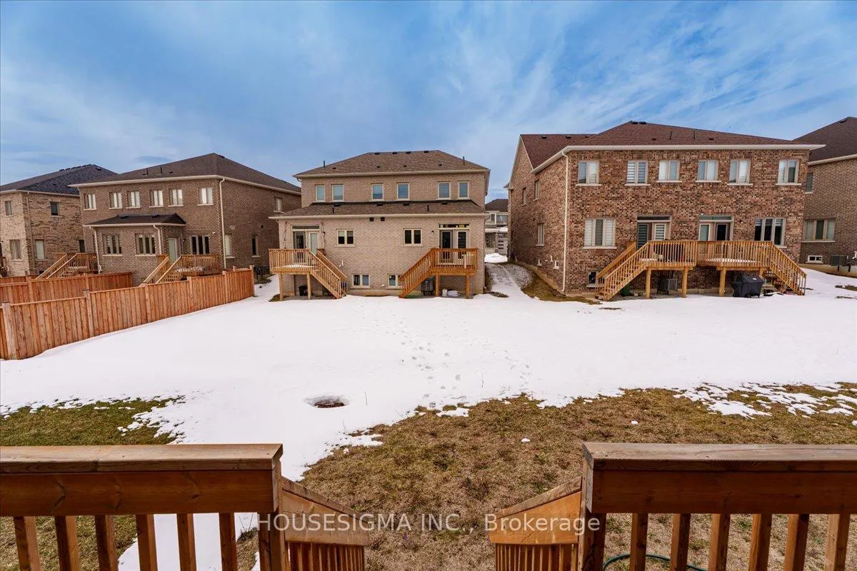 Photo 34 of 303 Great Falls Boulevard, Hamilton, Waterdown — HOMEH
