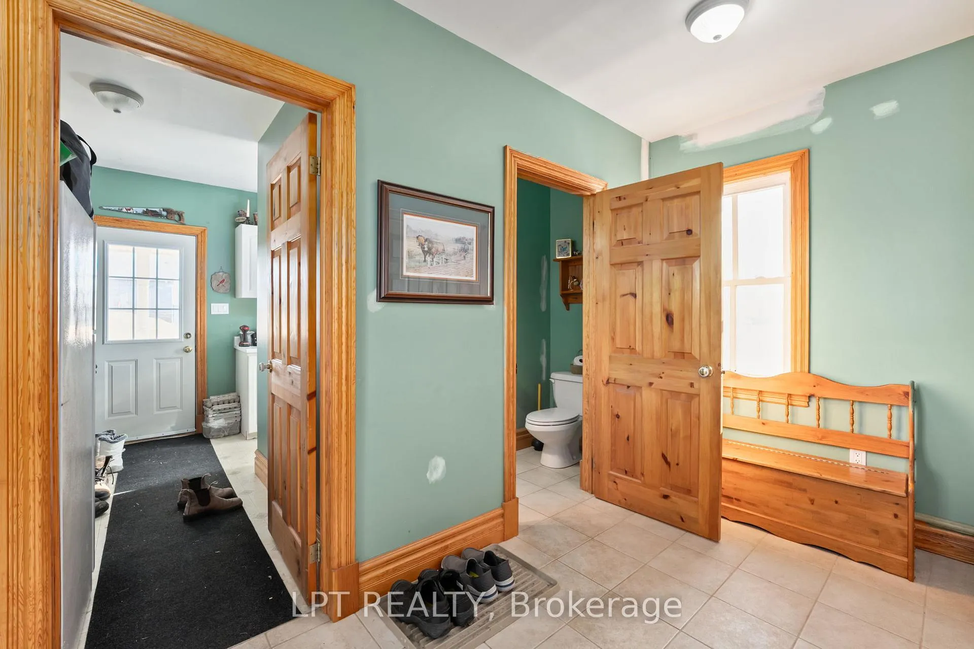 Photo 26 of 8923 Morning Glory Road, Georgina, Baldwin — HOMEH