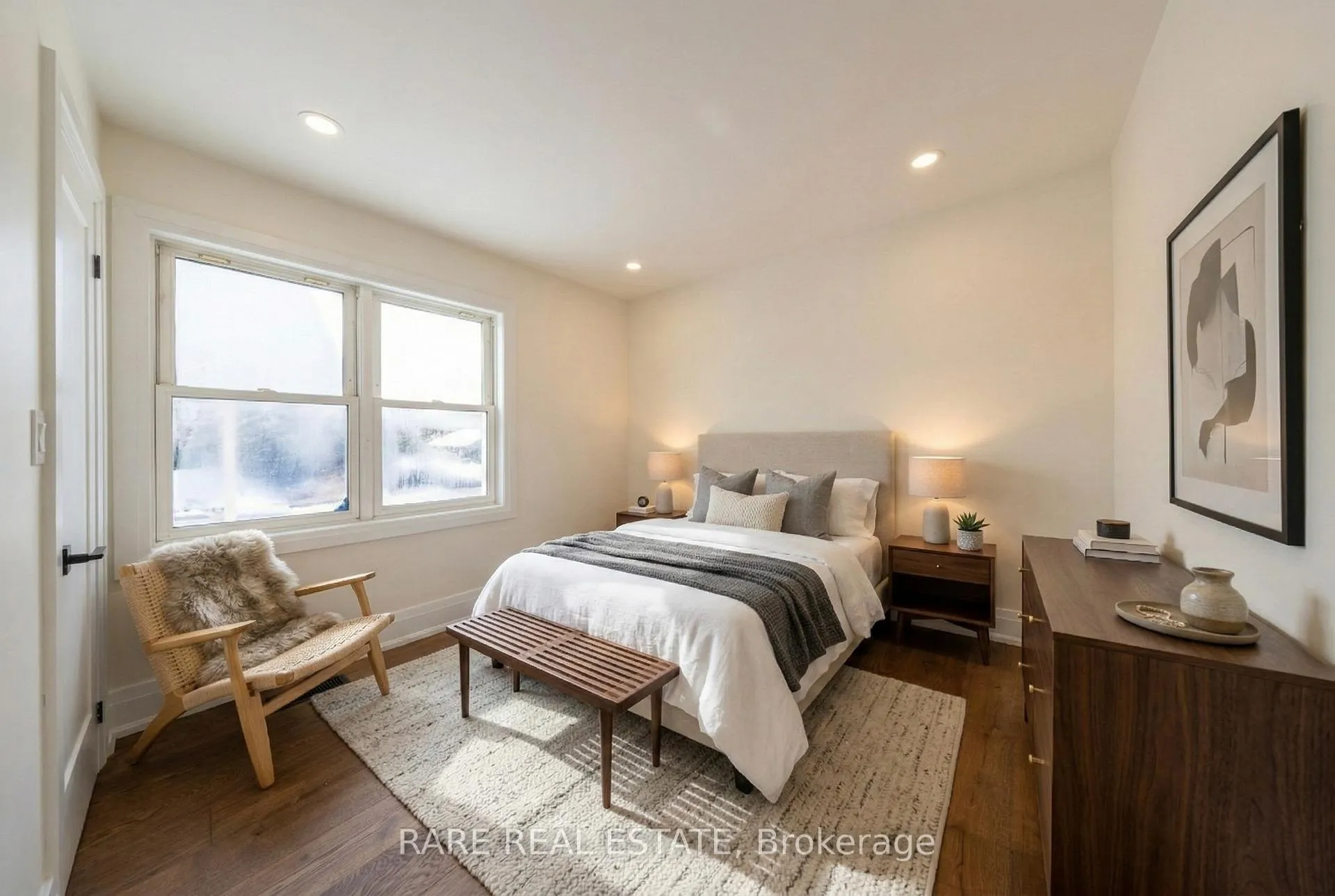 Photo 5 of 180 Swanwick Avenue, Toronto, East End-Danforth — HOMEH