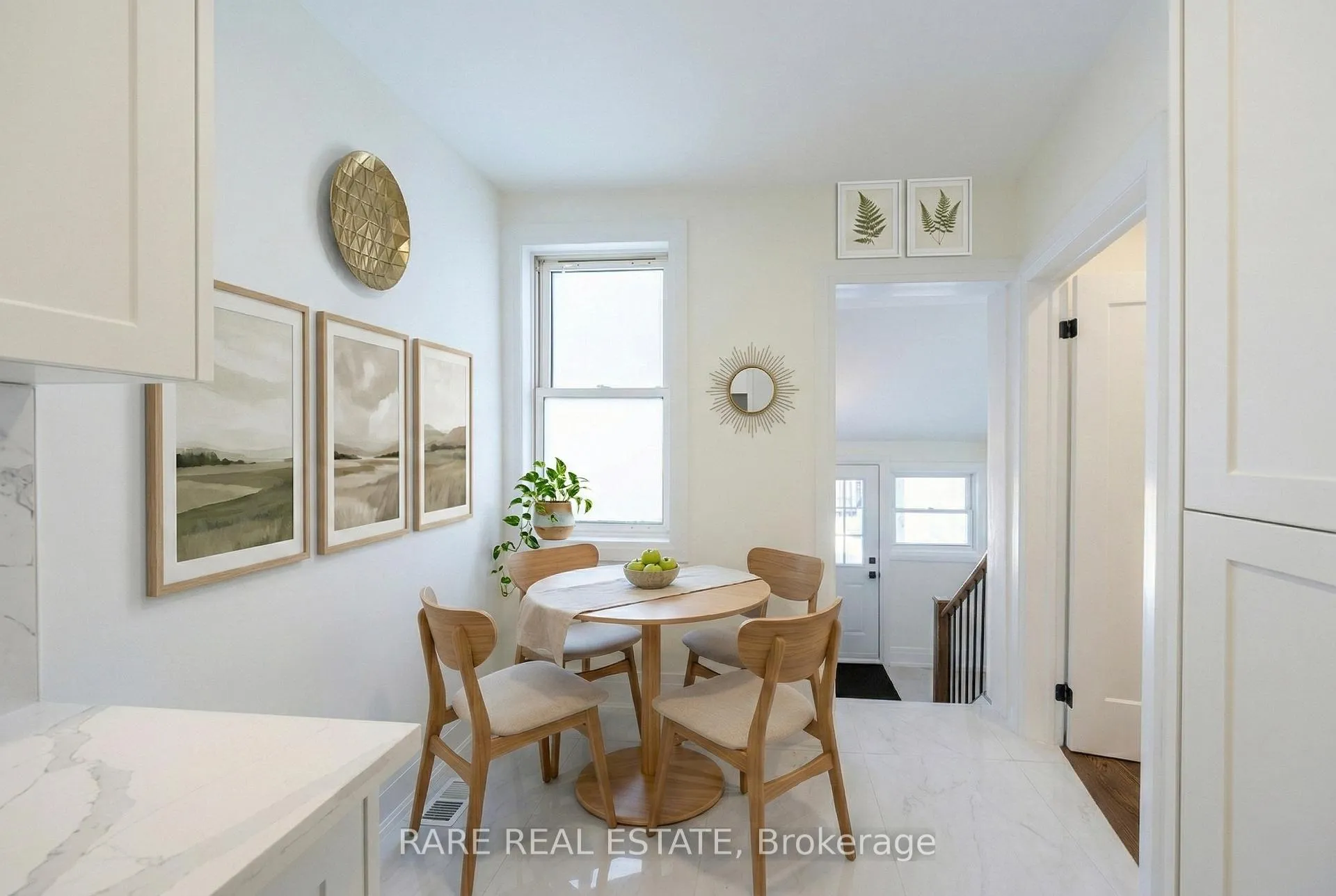 Photo 11 of 180 Swanwick Avenue, Toronto, East End-Danforth — HOMEH