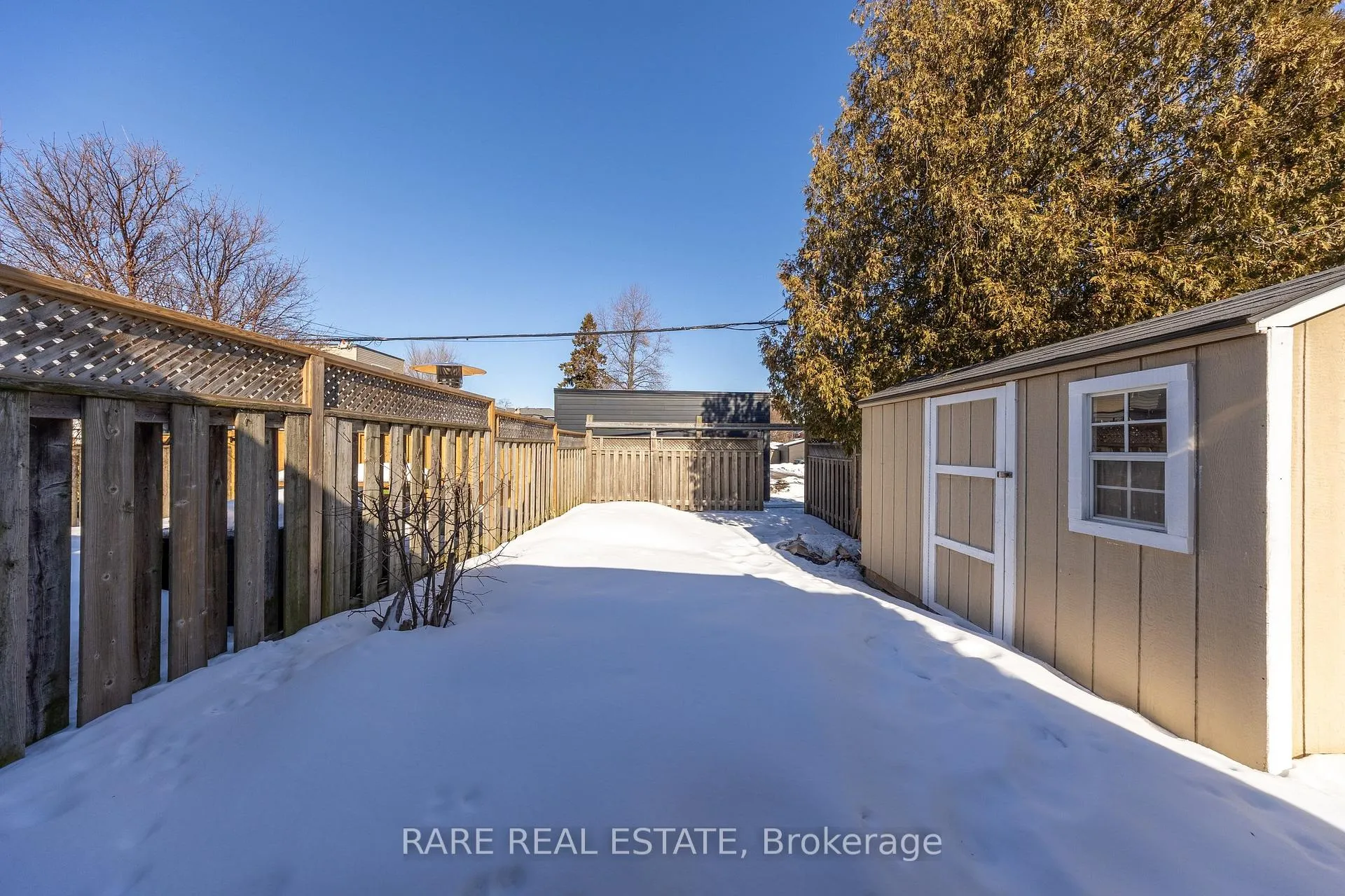 Photo 16 of 180 Swanwick Avenue, Toronto, East End-Danforth — HOMEH