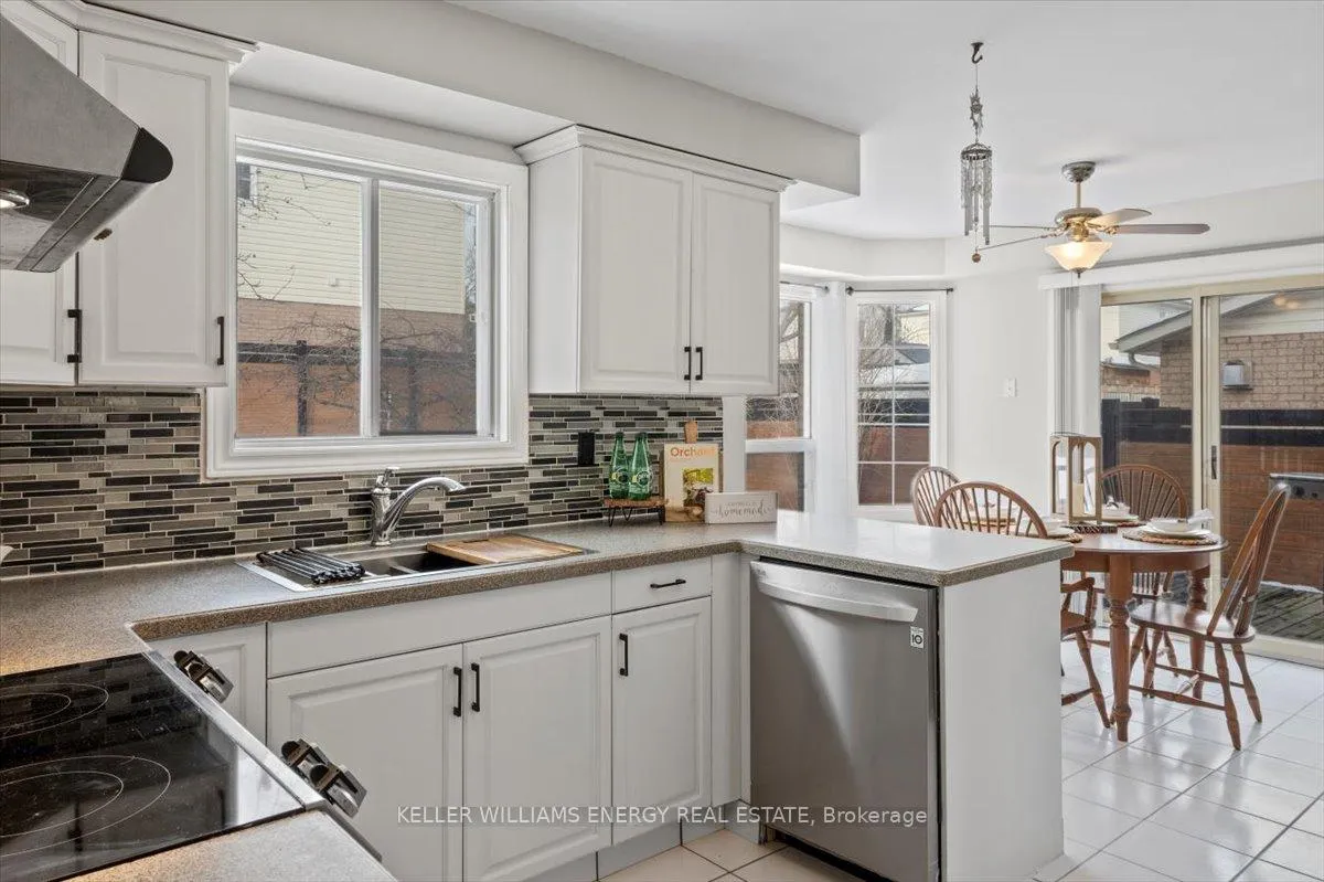 Photo 12 of 2 Resnik Drive, Clarington, Newcastle — HOMEH