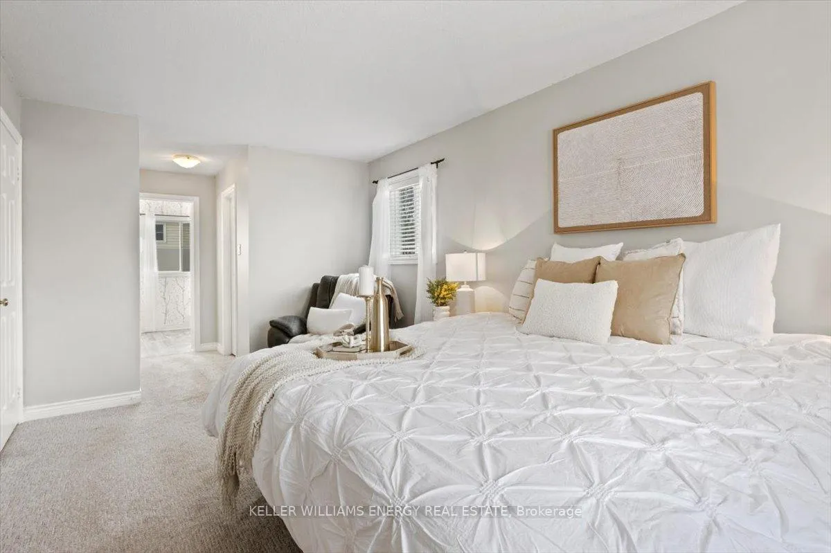 Photo 14 of 2 Resnik Drive, Clarington, Newcastle — HOMEH