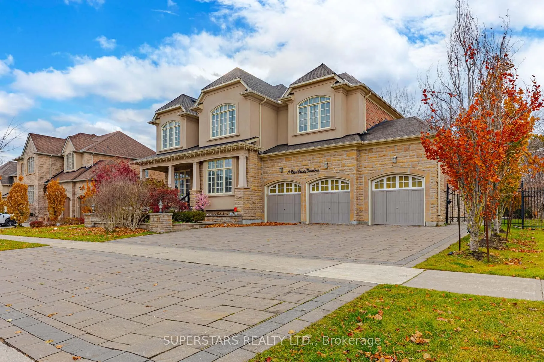 Photo 2 of 19 royal county down Crescent, Markham, Devil's Elbow — HOMEH