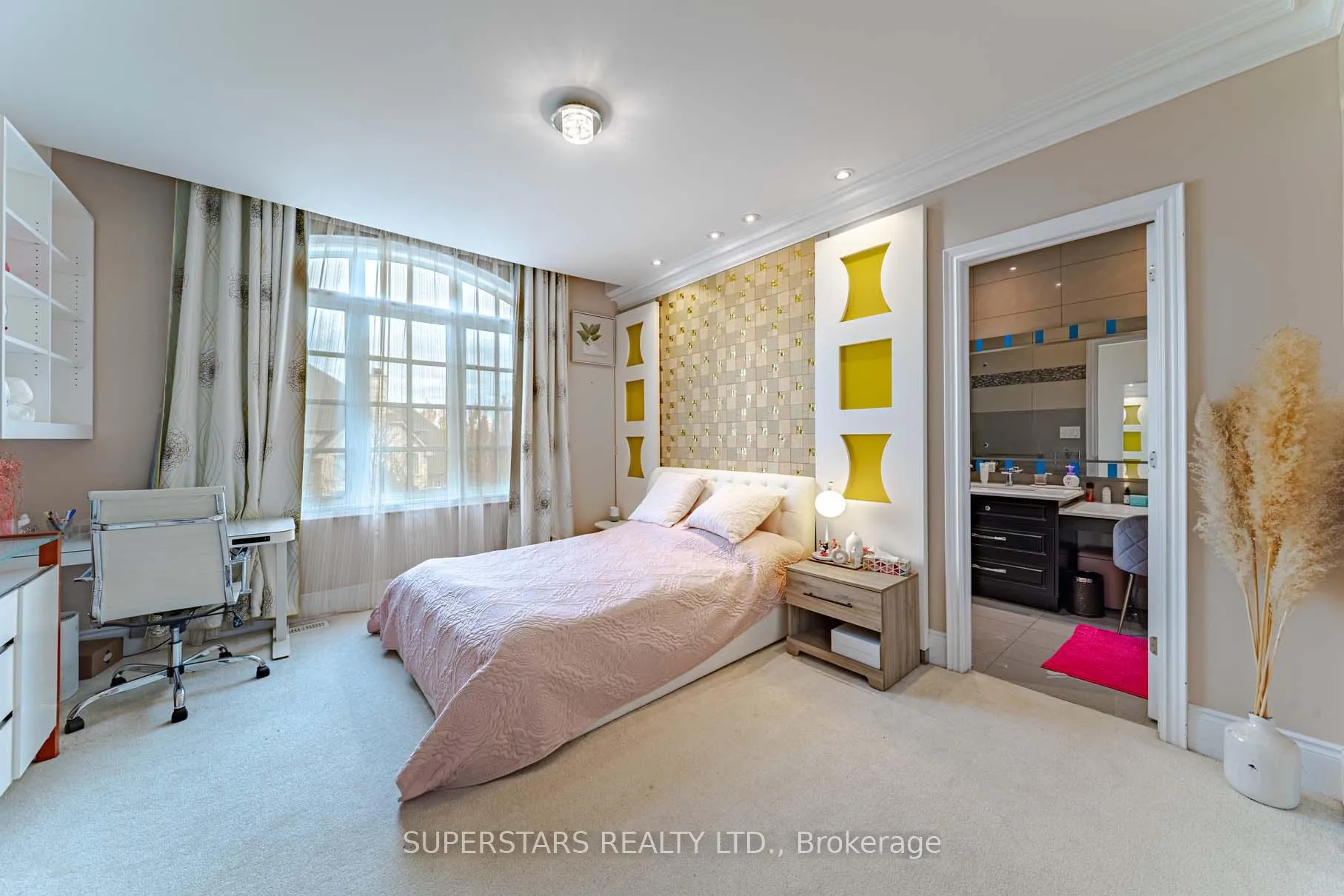 Photo 19 of 19 royal county down Crescent, Markham, Devil's Elbow — HOMEH
