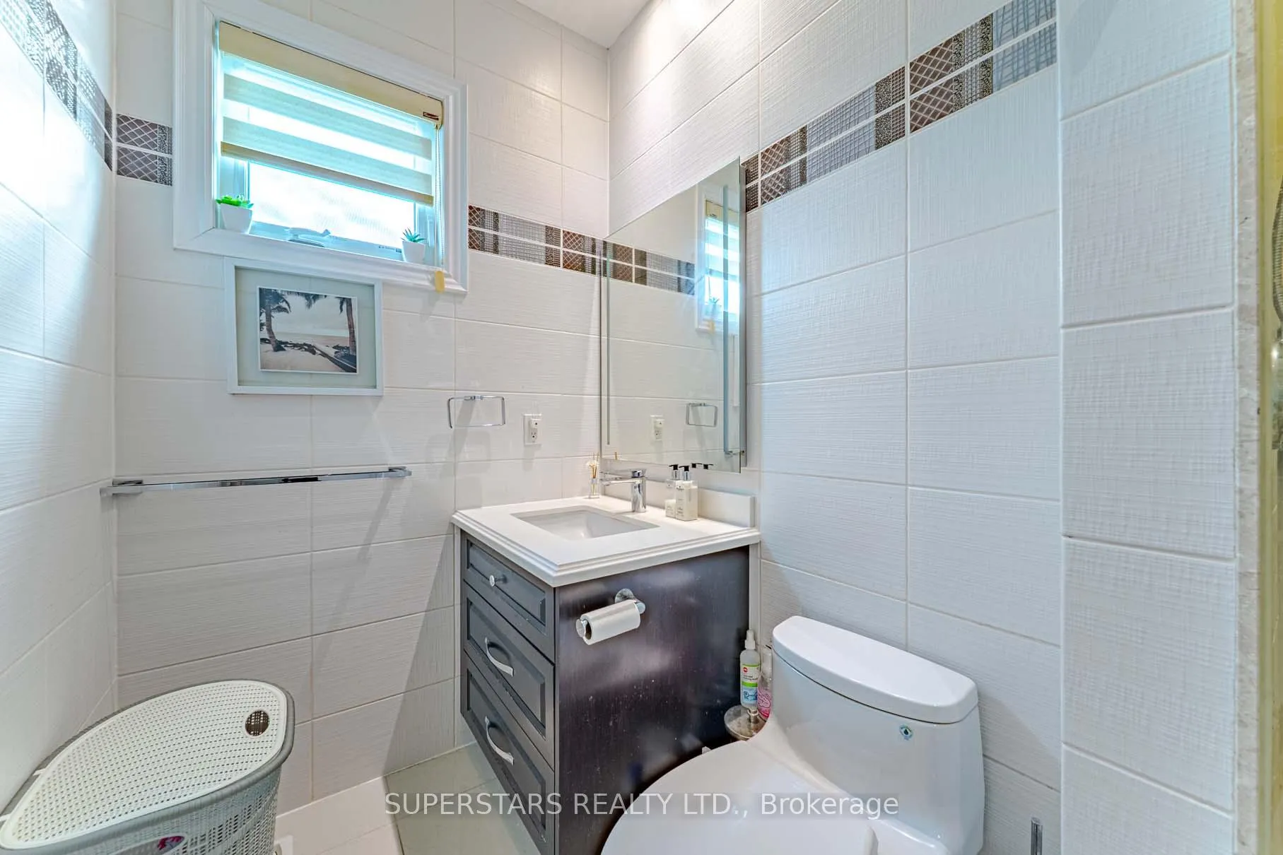 Photo 30 of 19 royal county down Crescent, Markham, Devil's Elbow — HOMEH