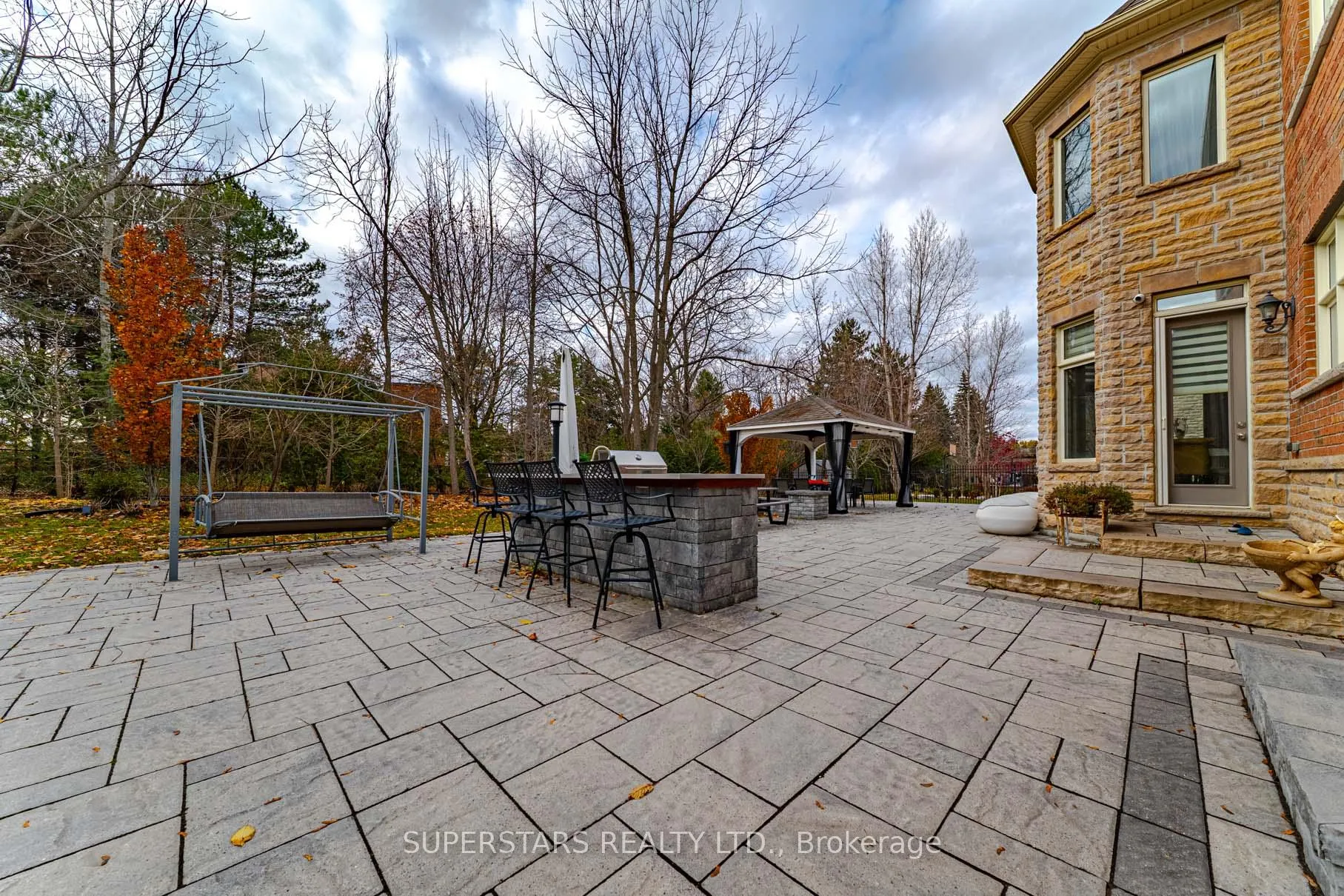Photo 44 of 19 royal county down Crescent, Markham, Devil's Elbow — HOMEH
