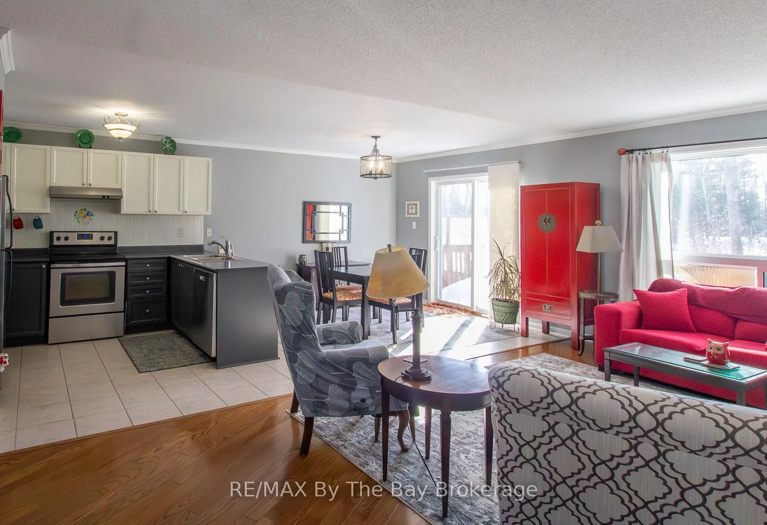 Photo 11 of 70 Rose Valley Way, Wasaga Beach — HOMEH