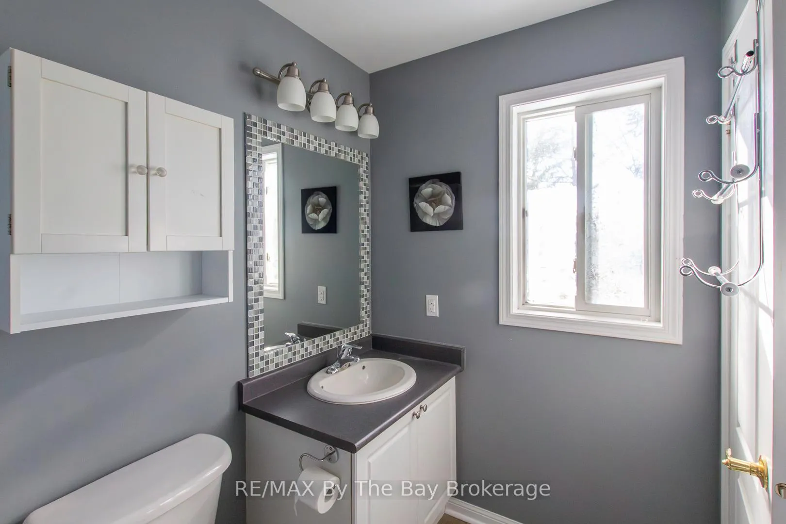 Photo 17 of 70 Rose Valley Way, Wasaga Beach — HOMEH