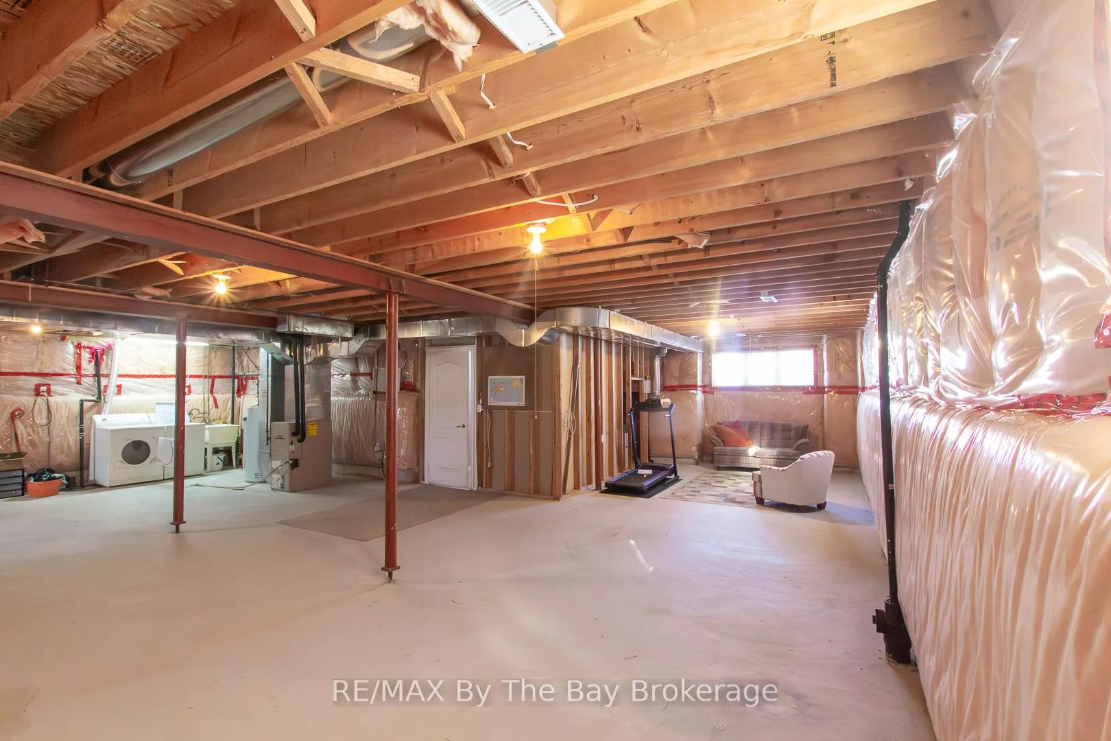 Photo 24 of 70 Rose Valley Way, Wasaga Beach — HOMEH