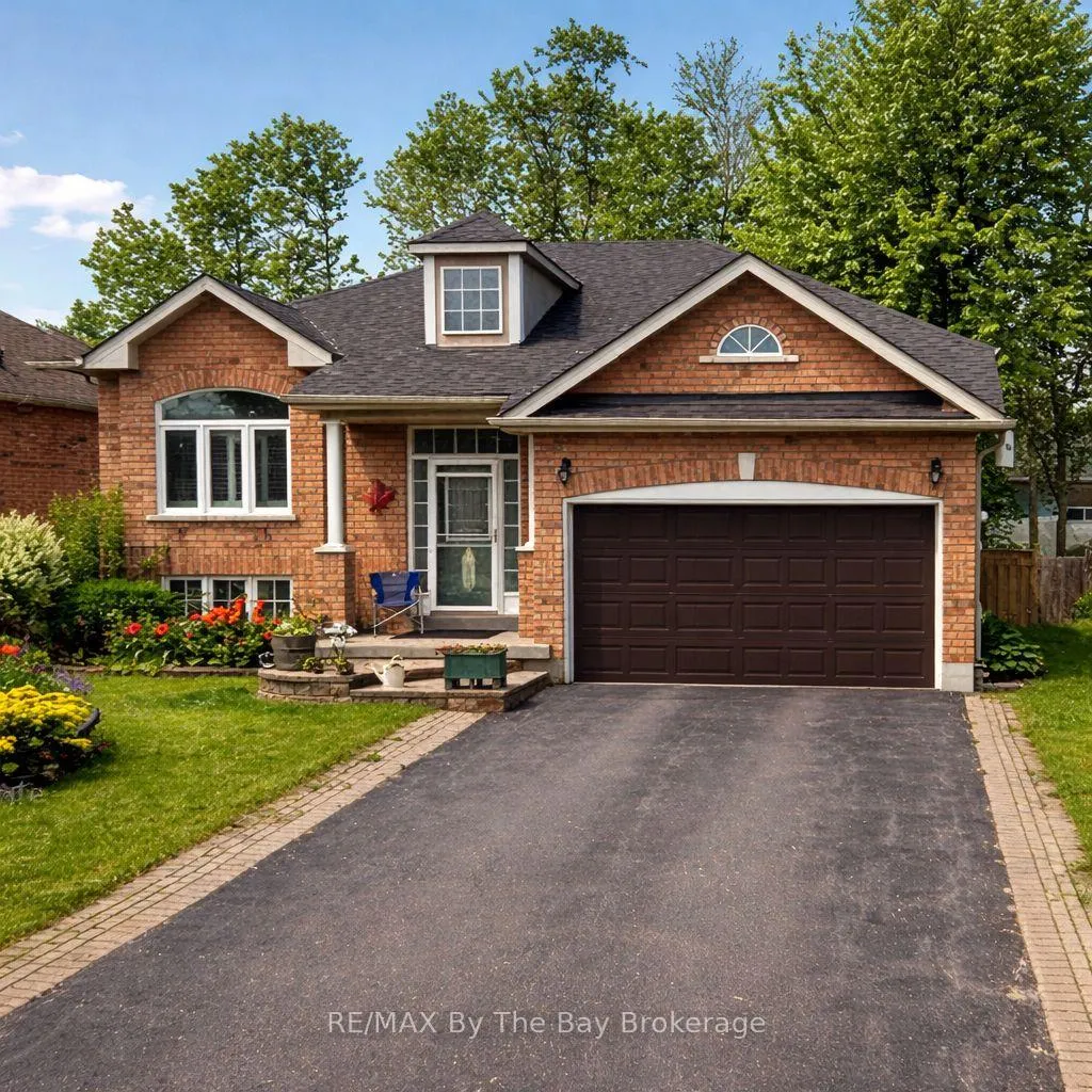 Photo 1 of 70 Rose Valley Way, Wasaga Beach — HOMEH