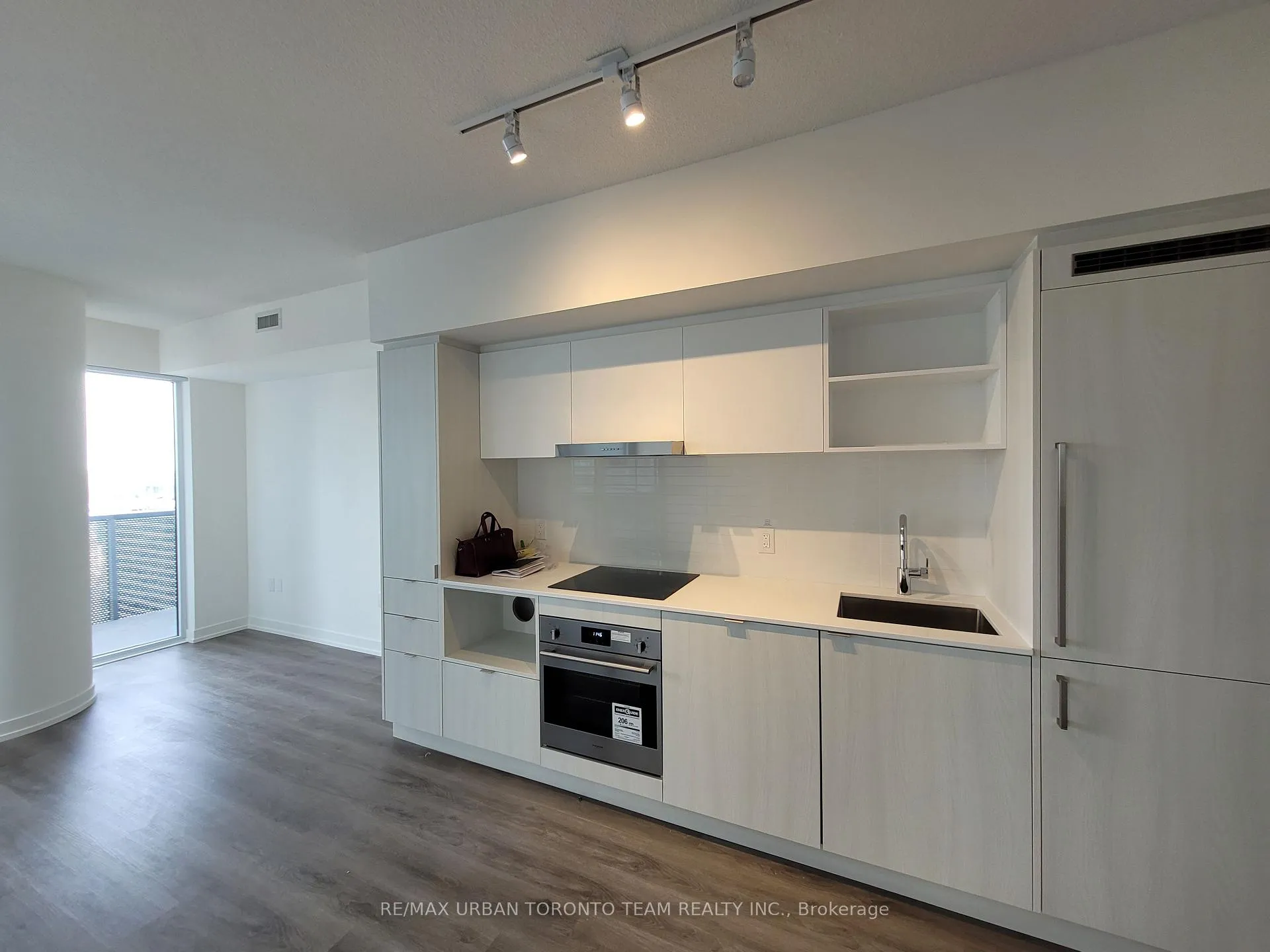 Photo 3 of Unit 4116, 138 Downes Street, Toronto, Waterfront Communities — HOMEH