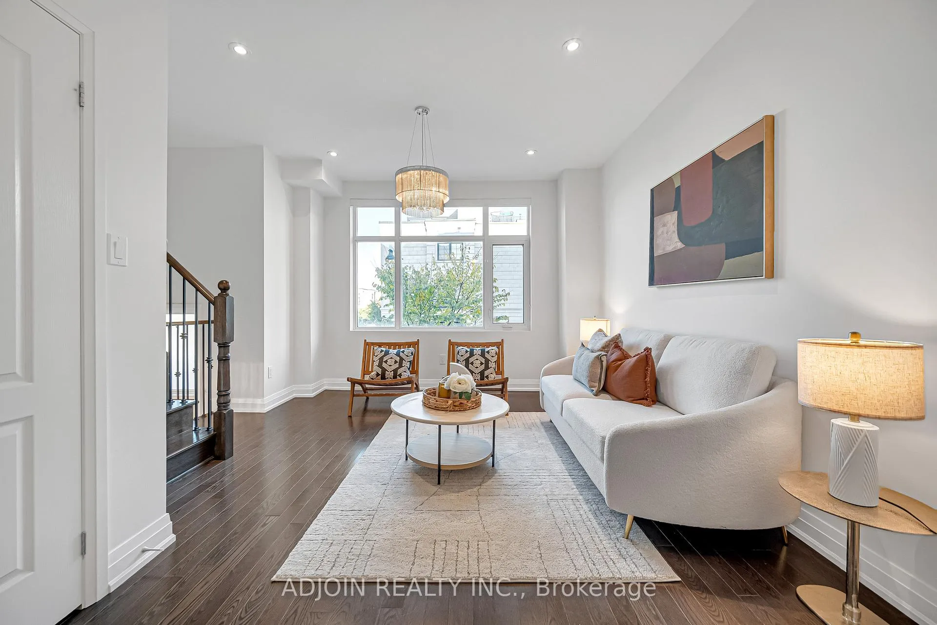 Photo 4 of 50 William Saville Street, Markham, Unionville — HOMEH