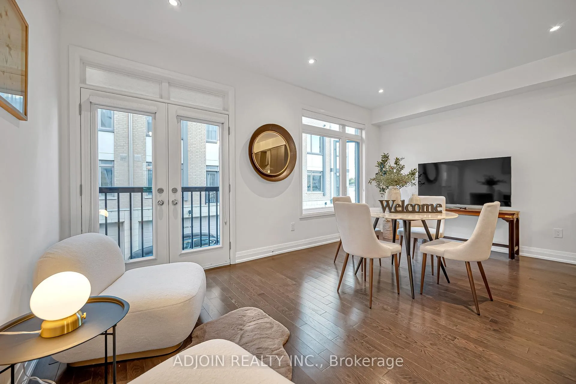 Photo 8 of 50 William Saville Street, Markham, Unionville — HOMEH