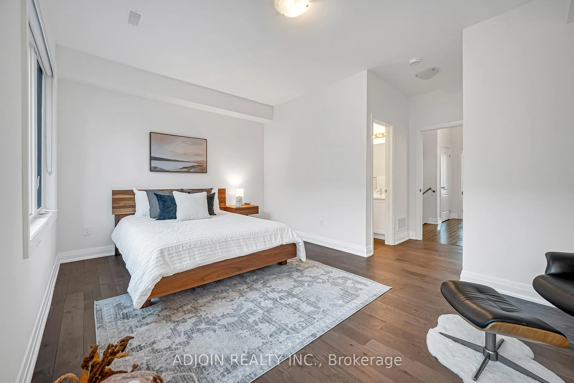 Photo 13 of 50 William Saville Street, Markham, Unionville — HOMEH
