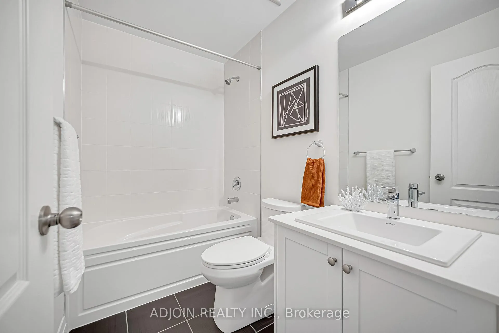 Photo 16 of 50 William Saville Street, Markham, Unionville — HOMEH