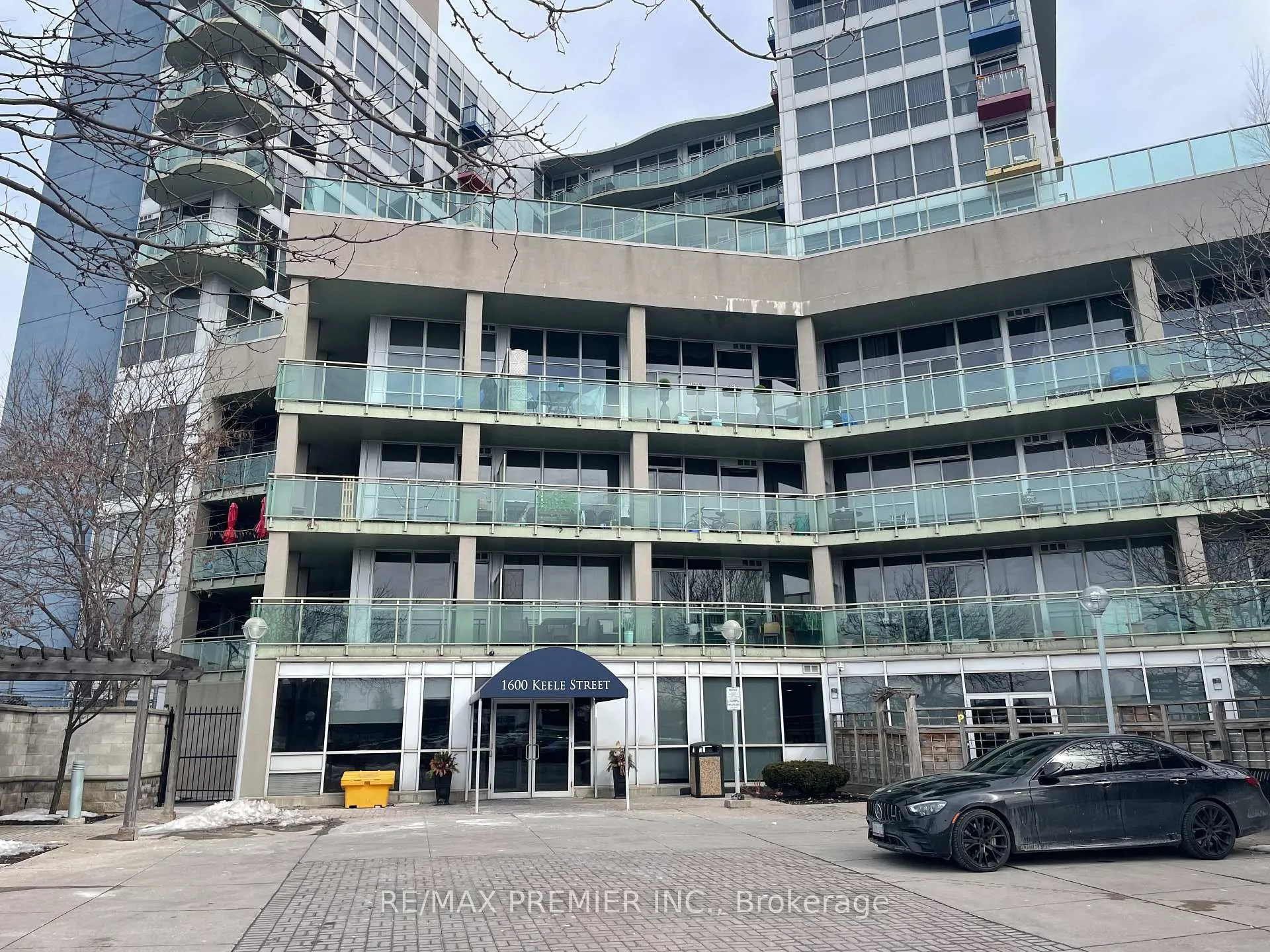Front of Unit 521, 1600 Keele Street