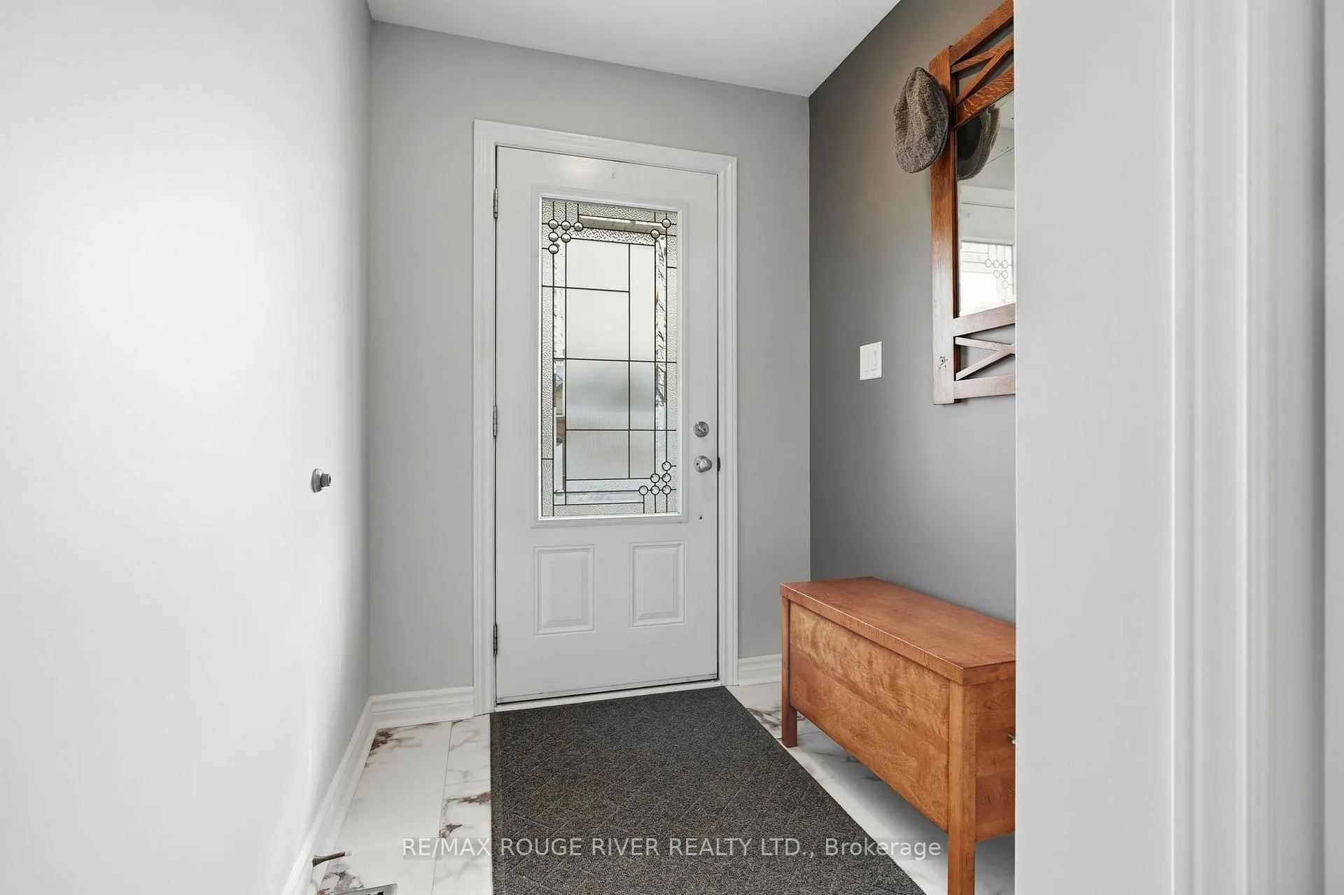 Photo 5 of 139 Lucy Lane, Orillia — HOMEH