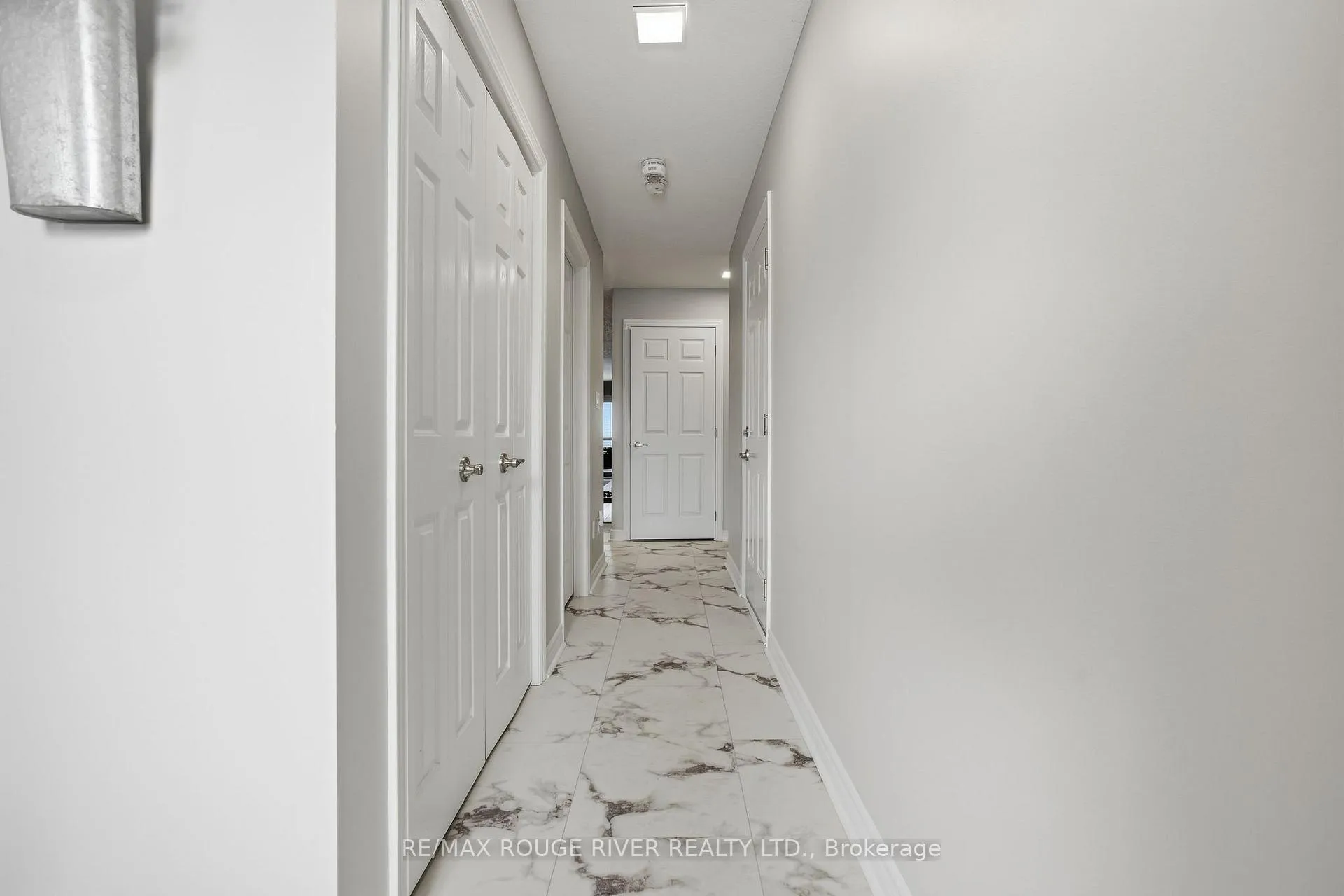 Photo 8 of 139 Lucy Lane, Orillia — HOMEH