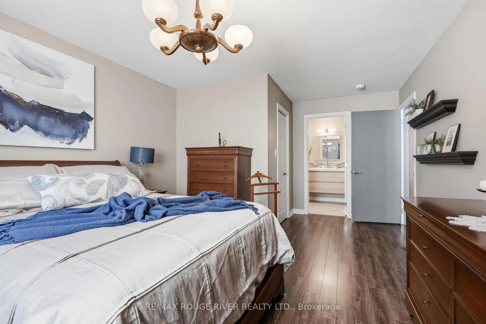 Photo 31 of 139 Lucy Lane, Orillia — HOMEH