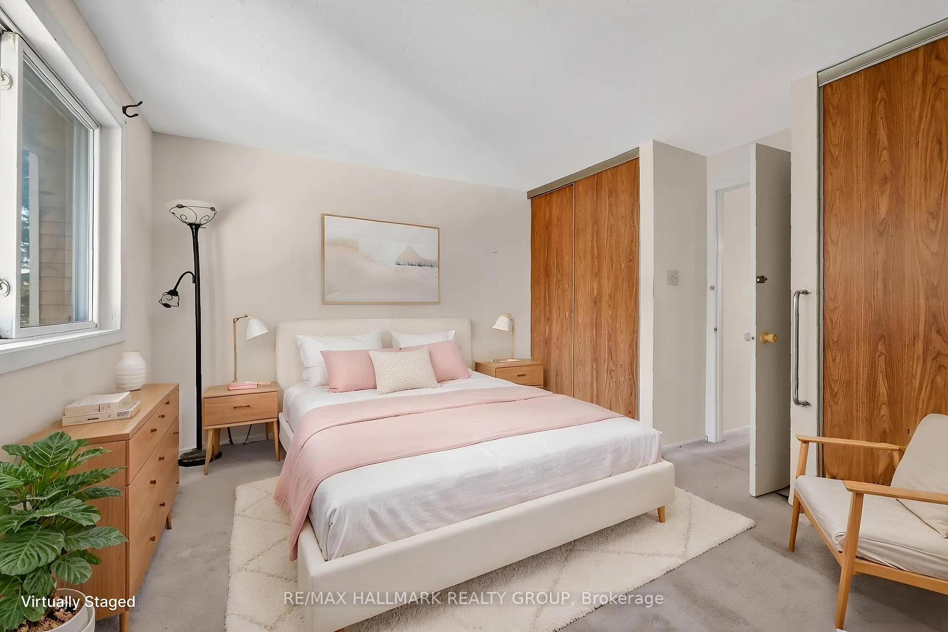Photo 29 of Unit D, 116 Valley Stream Drive, Ottawa, Leslie Park — HOMEH