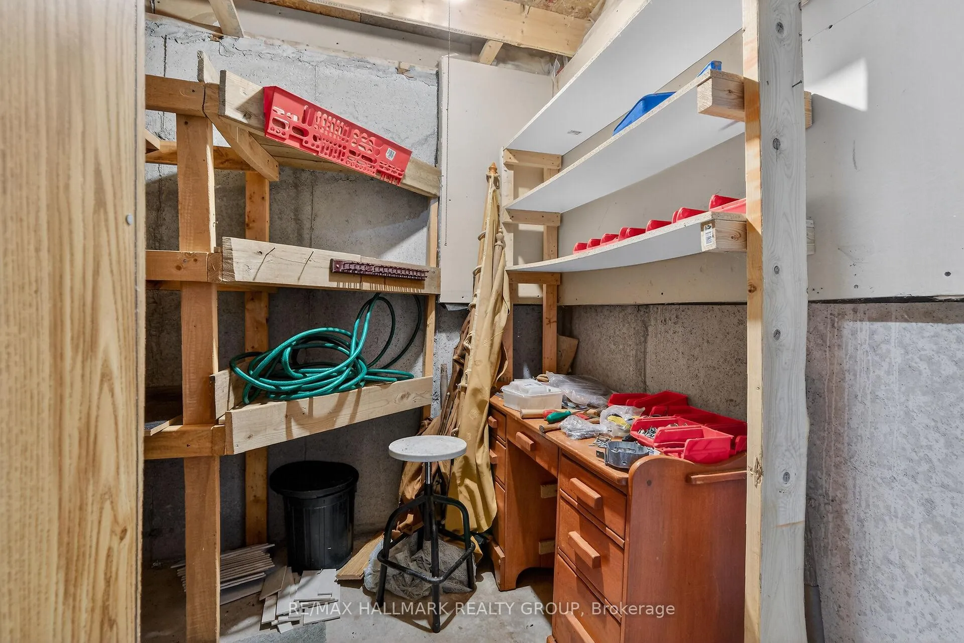 Photo 42 of Unit D, 116 Valley Stream Drive, Ottawa, Leslie Park — HOMEH