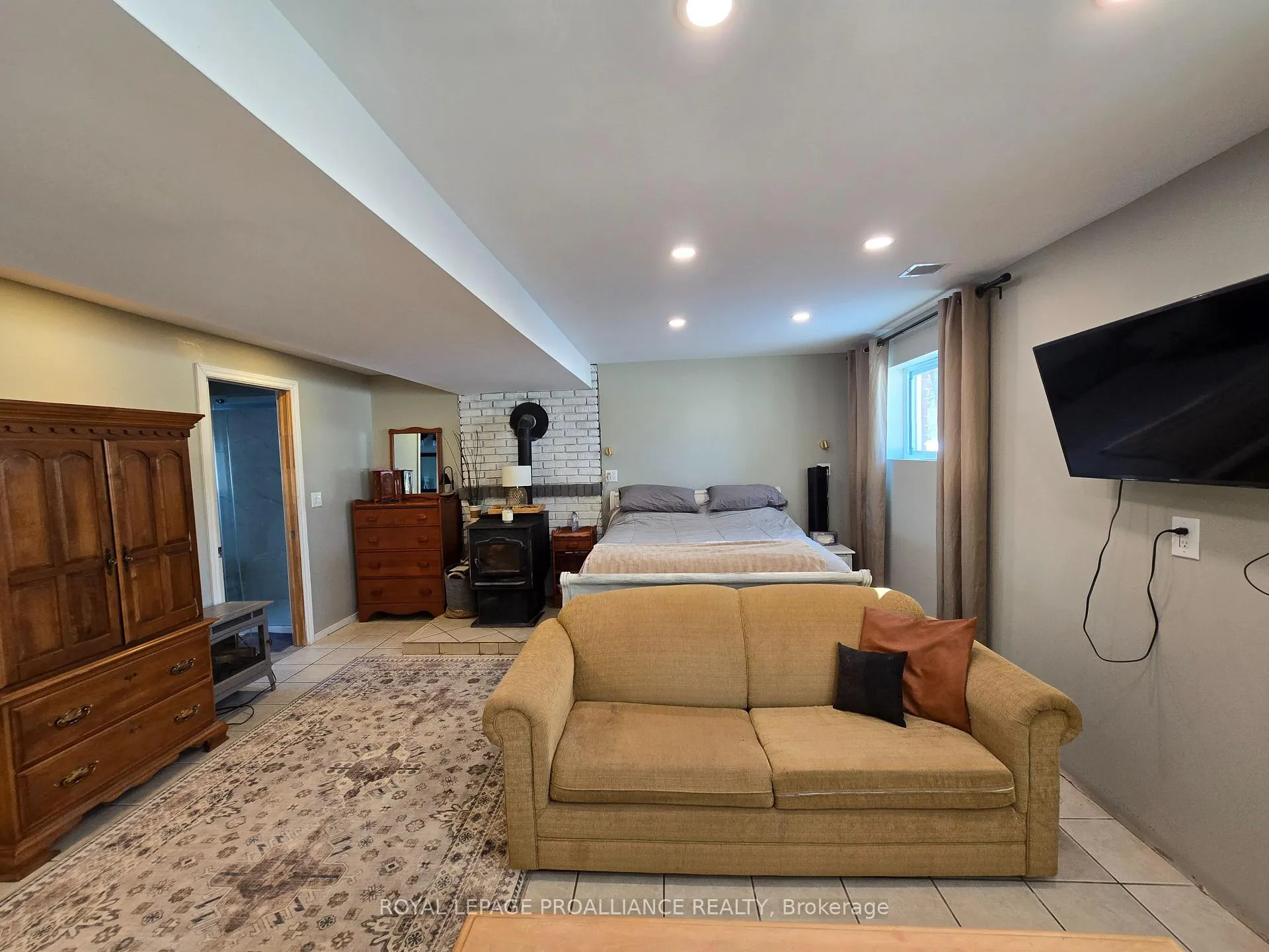 Photo 12 of 1099 Wilson Road, Prince Edward County, Hallowell Ward — HOMEH