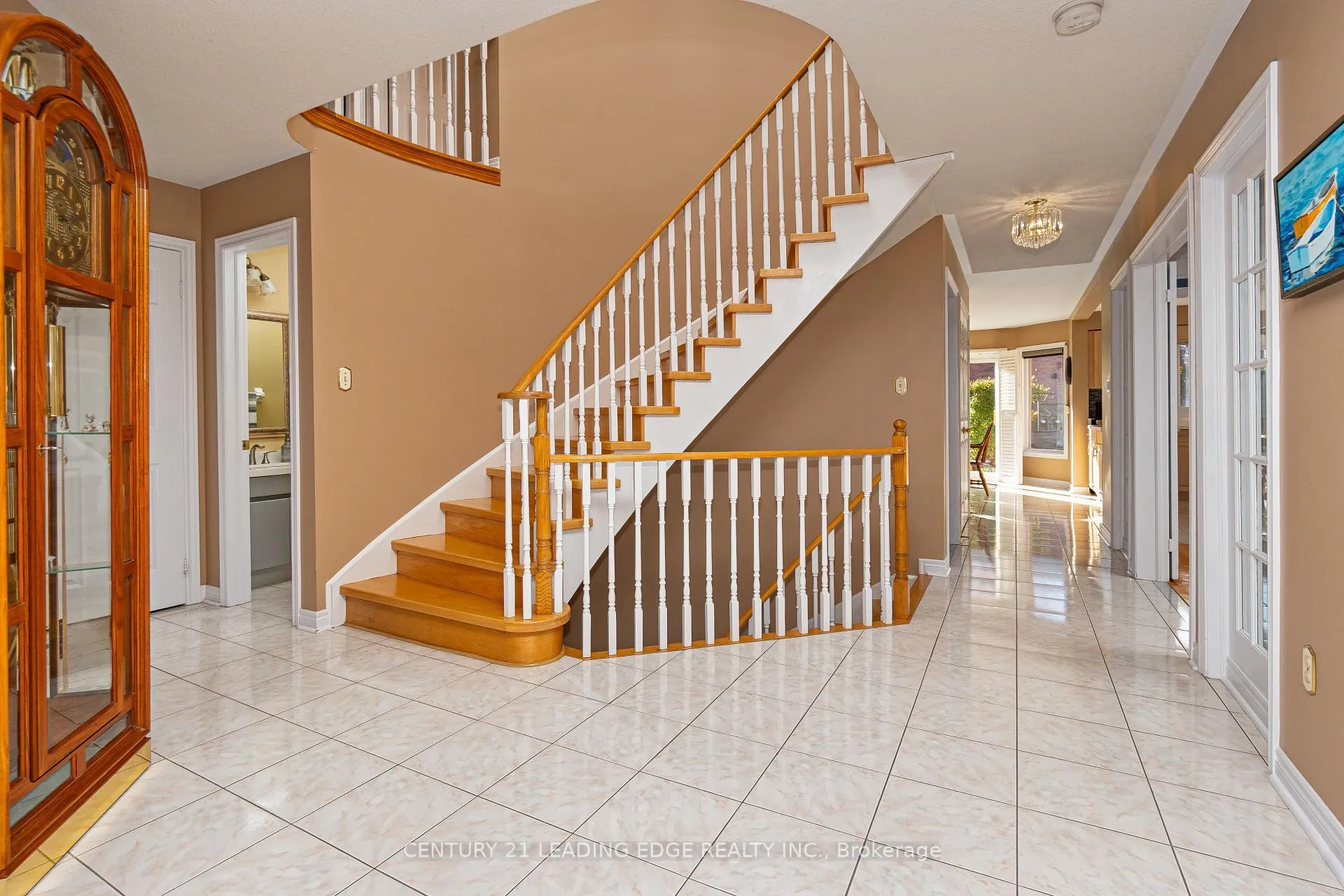 Photo 3 of 207 Larkin Avenue, Markham, Markham Village — HOMEH
