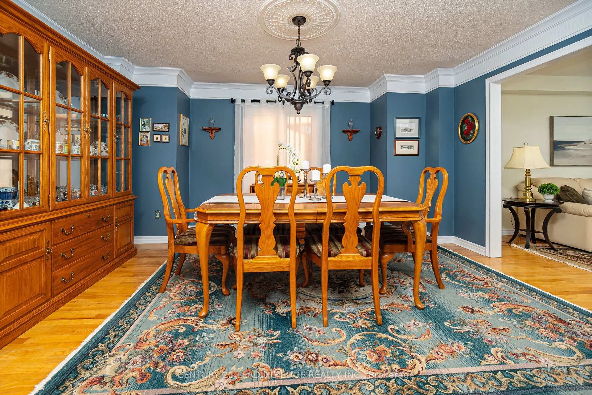 Photo 8 of 207 Larkin Avenue, Markham, Markham Village — HOMEH