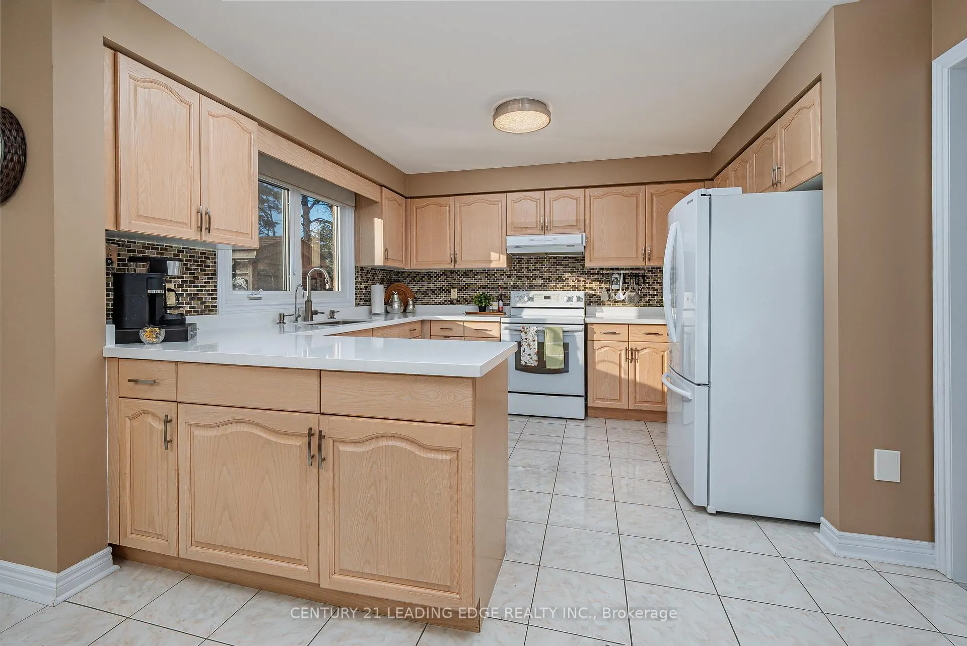 Photo 11 of 207 Larkin Avenue, Markham, Markham Village — HOMEH