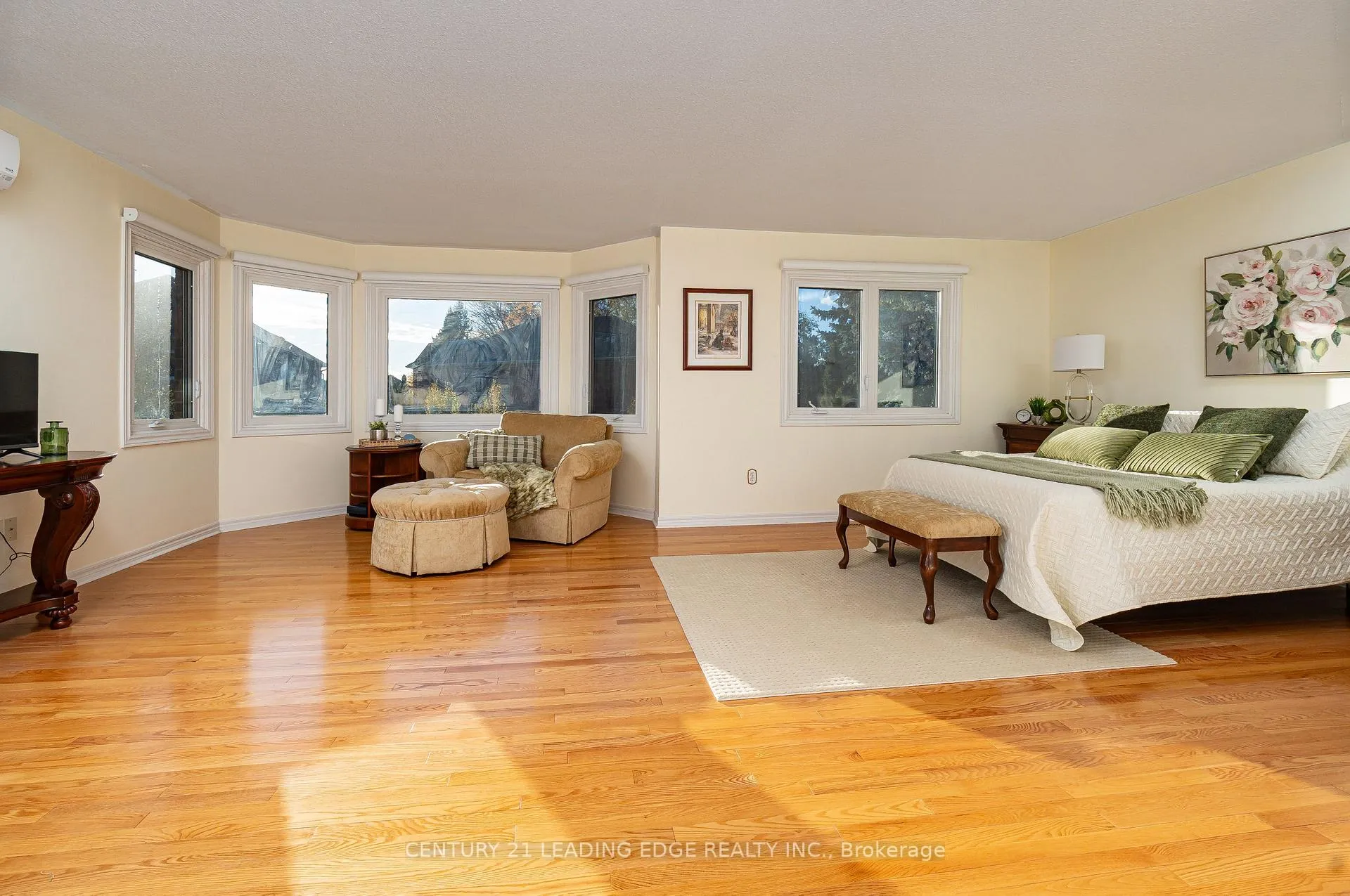 Photo 14 of 207 Larkin Avenue, Markham, Markham Village — HOMEH