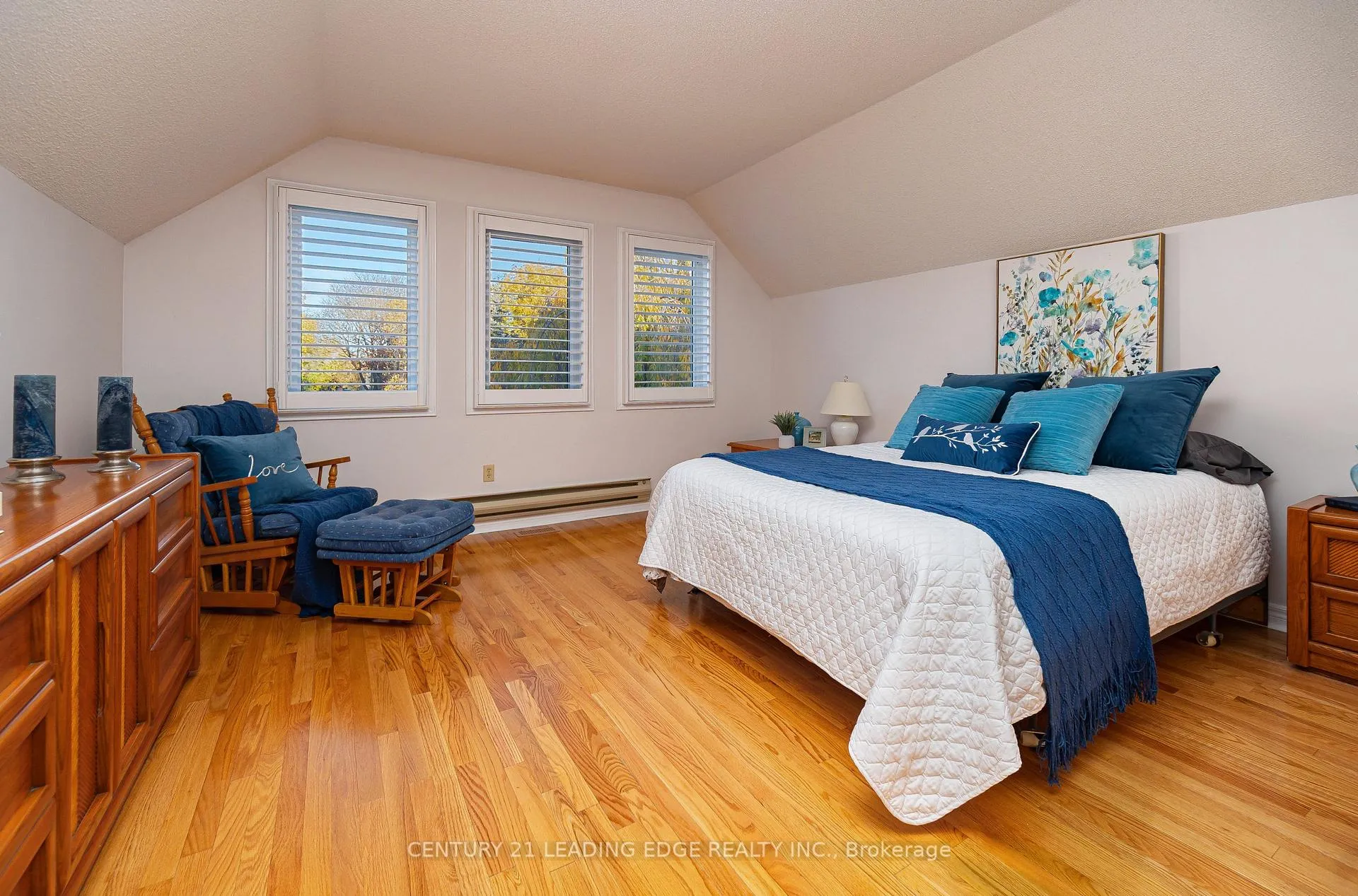 Photo 21 of 207 Larkin Avenue, Markham, Markham Village — HOMEH