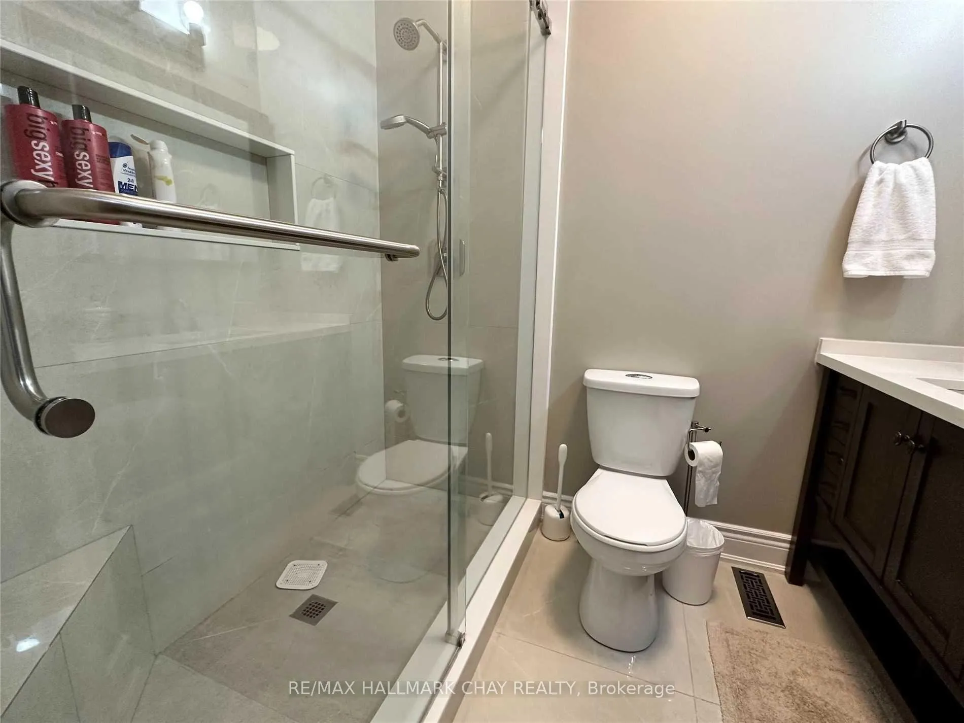Photo 11 of Unit UPPER, 55 Penvill Lane, Barrie, Ardagh — HOMEH