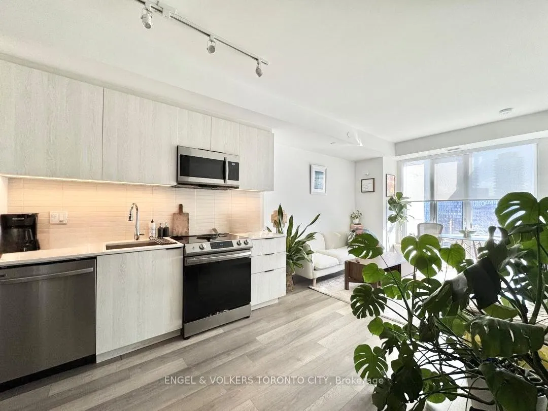 Photo 3 of Unit 711, 50 Power Street, Toronto, Moss Park — HOMEH