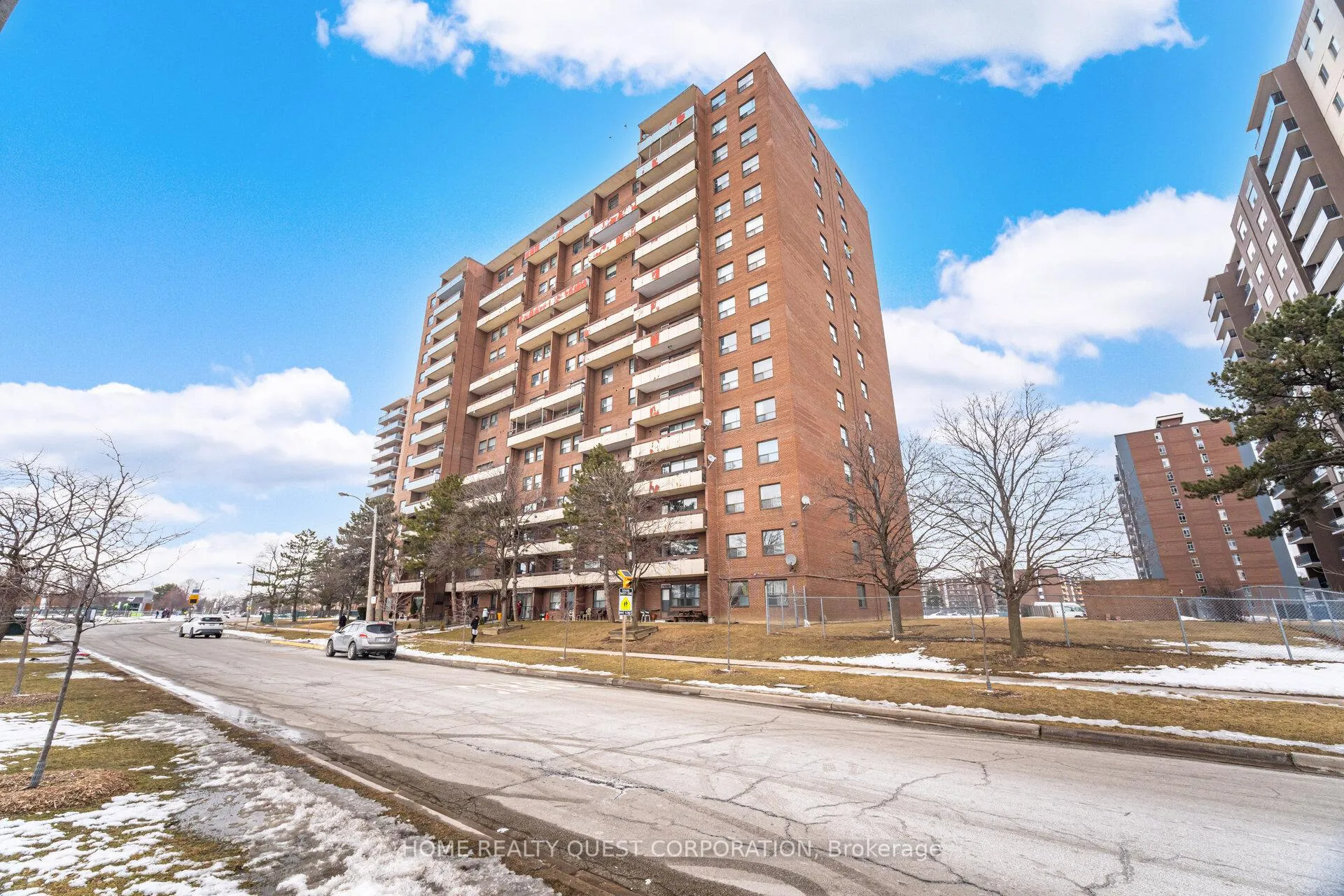 Front of Unit 203, 45 Silverstone Drive