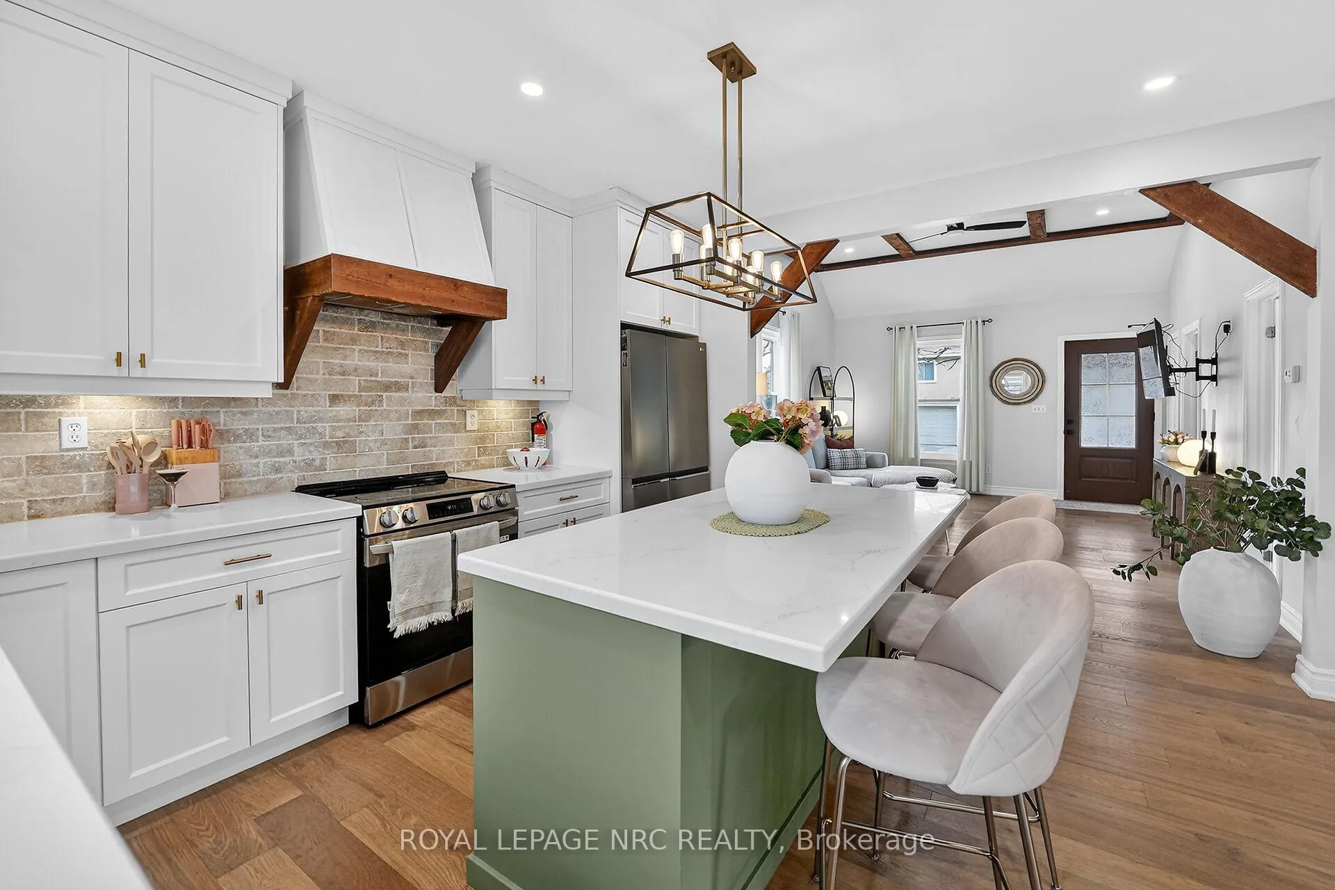 Photo 8 of 23 Rodman Street E, St. Catharines, Downtown — HOMEH