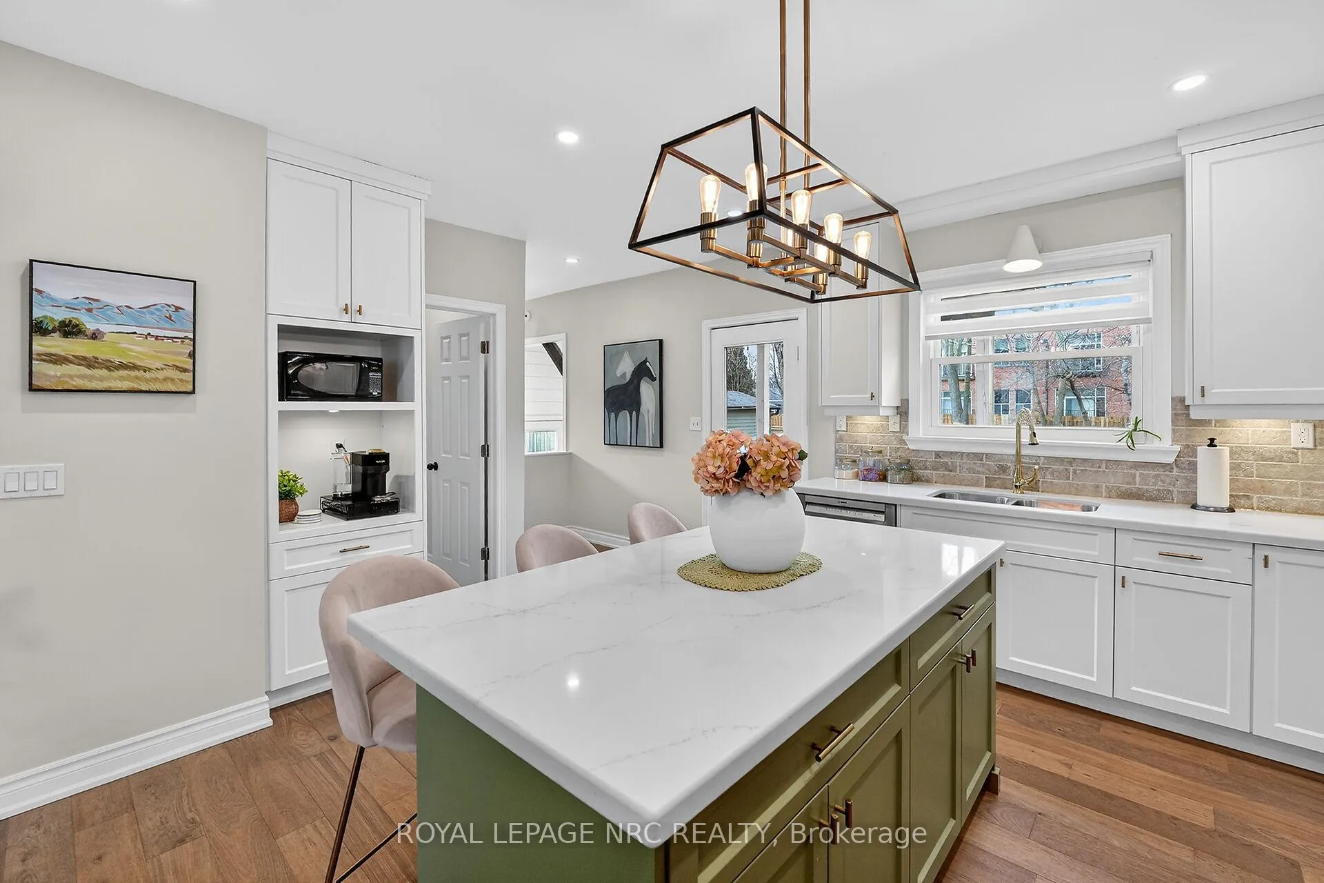 Photo 11 of 23 Rodman Street E, St. Catharines, Downtown — HOMEH