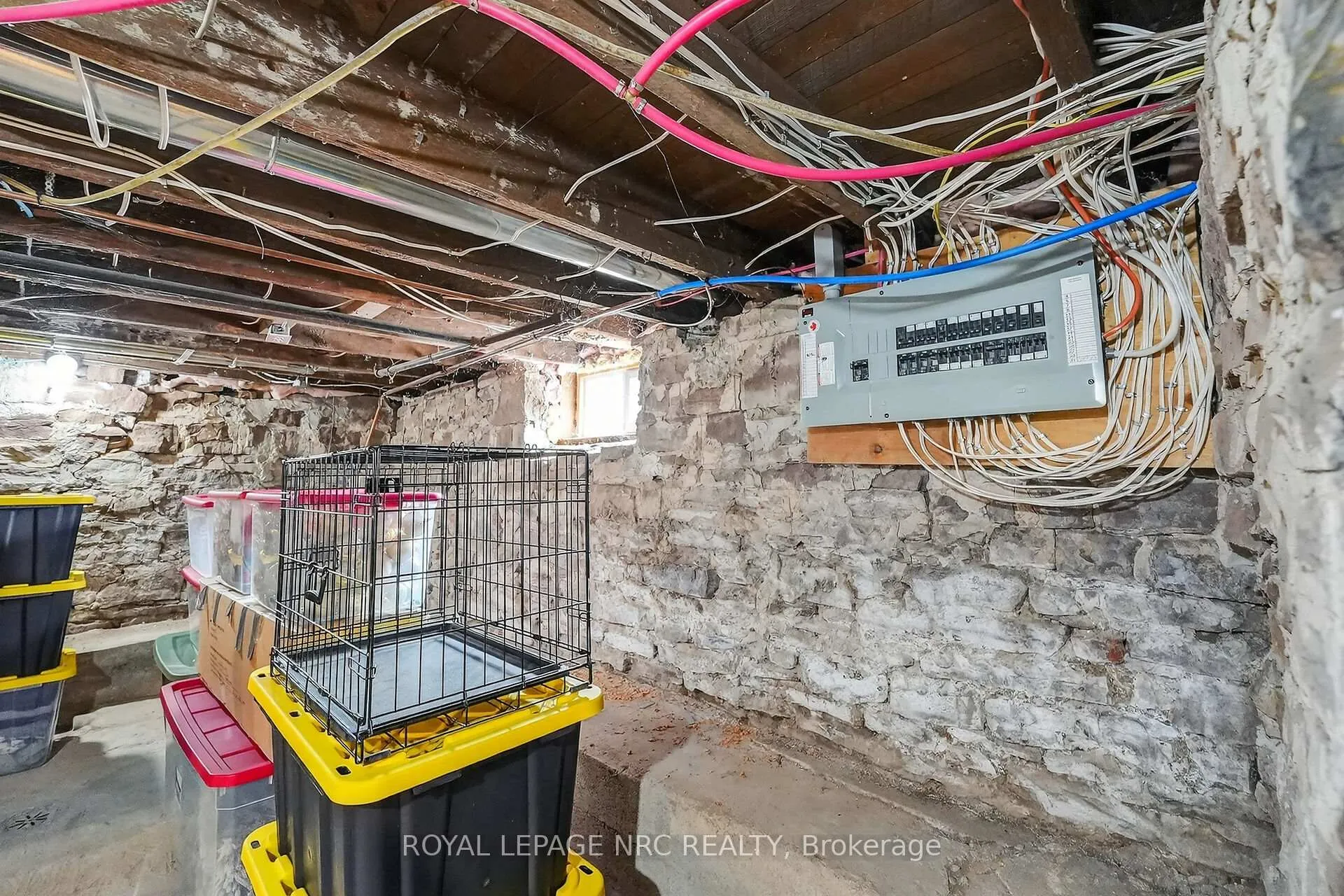 Photo 32 of 23 Rodman Street E, St. Catharines, Downtown — HOMEH