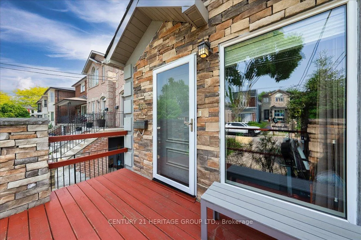 Photo 4 of 169 King Edward Avenue, Toronto, Woodbine-Lumsden — HOMEH