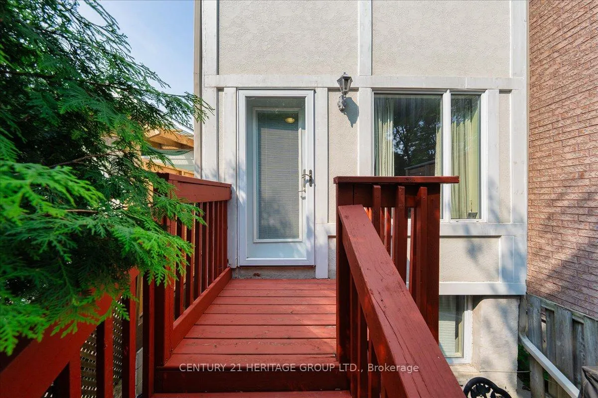 Photo 29 of 169 King Edward Avenue, Toronto, Woodbine-Lumsden — HOMEH