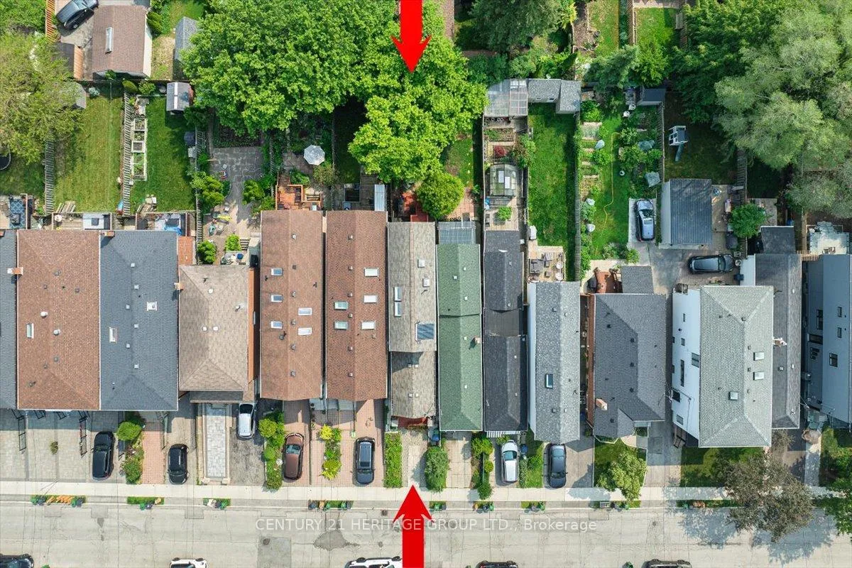 Photo 35 of 169 King Edward Avenue, Toronto, Woodbine-Lumsden — HOMEH