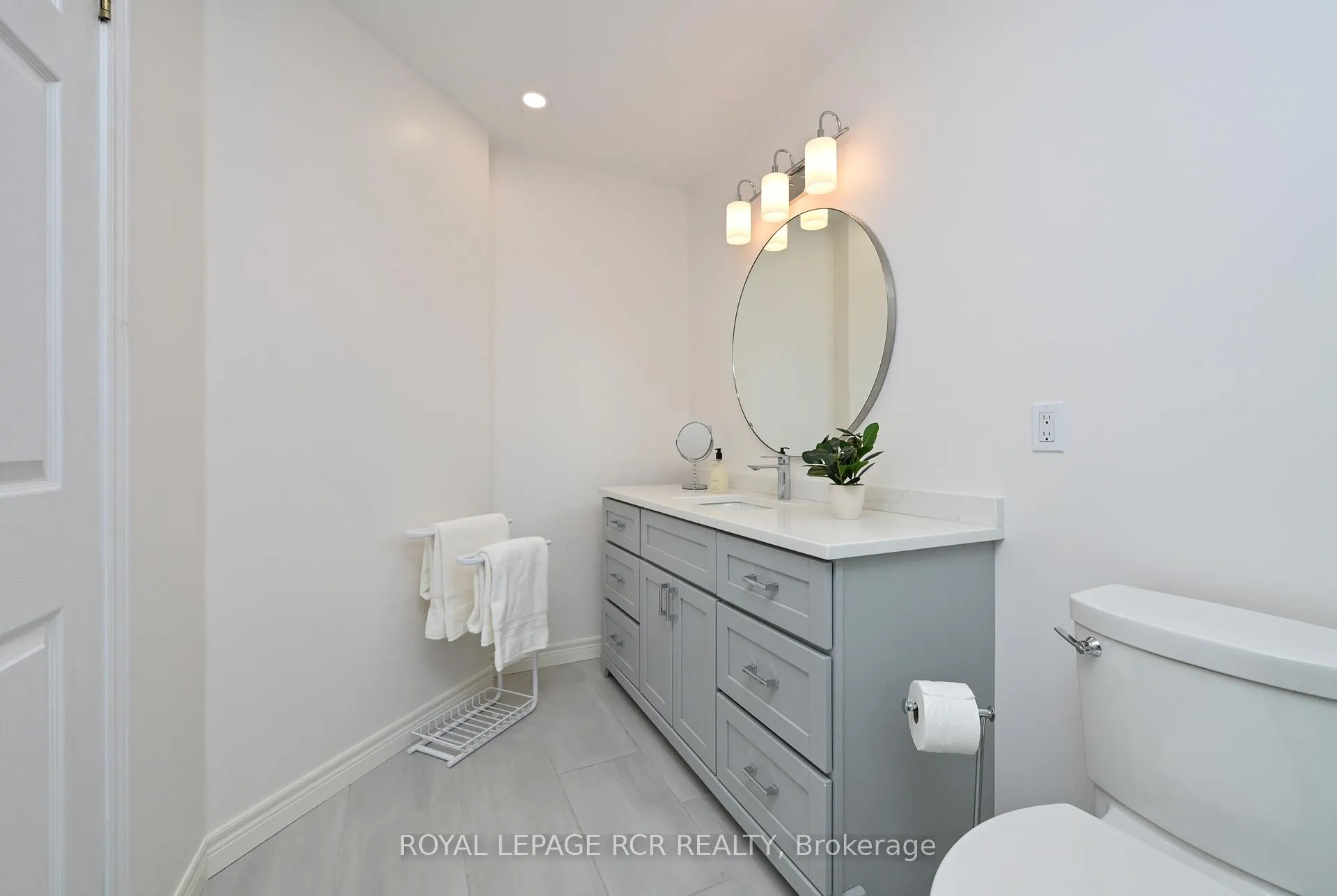 Photo 15 of 37 Sunset Boulevard, New Tecumseth, Alliston — HOMEH