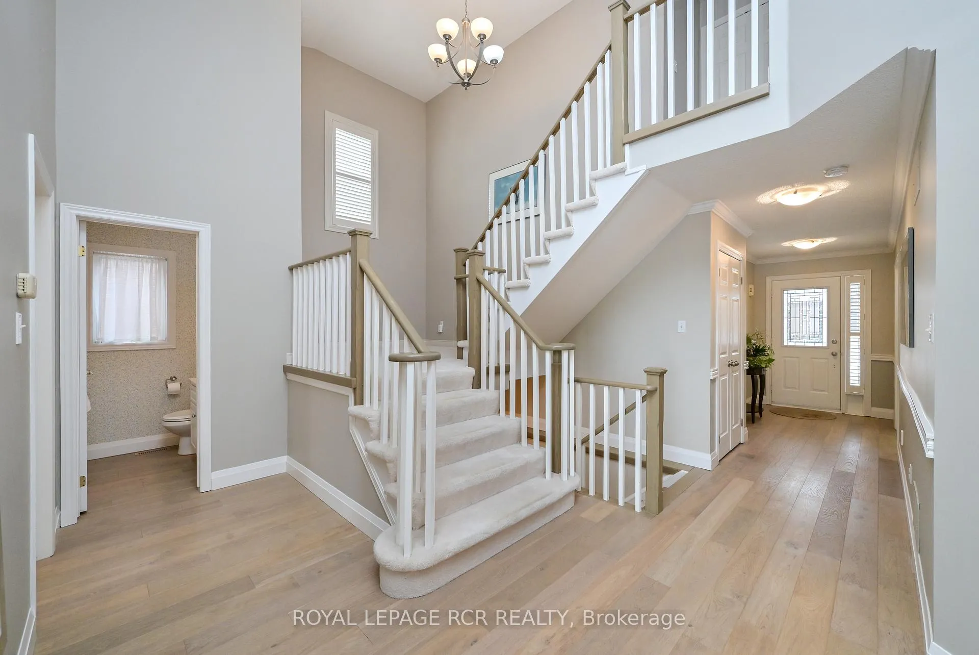 Photo 18 of 37 Sunset Boulevard, New Tecumseth, Alliston — HOMEH