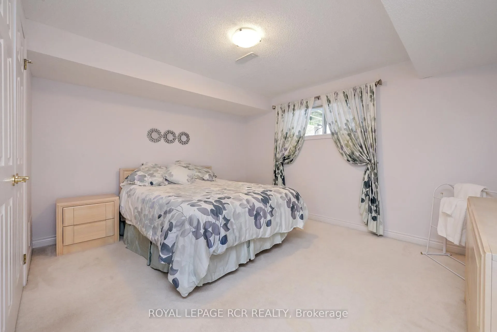 Photo 28 of 37 Sunset Boulevard, New Tecumseth, Alliston — HOMEH