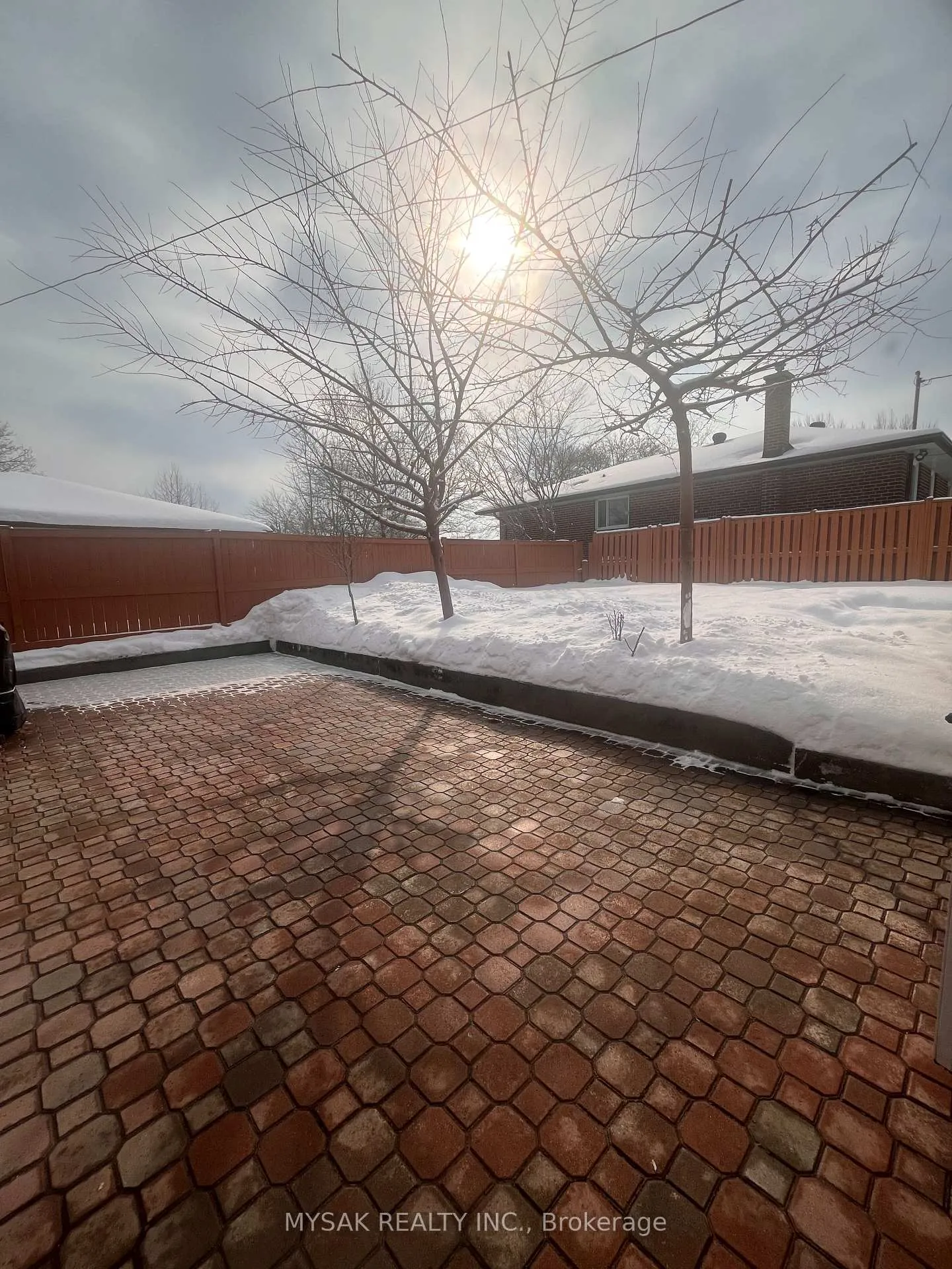 Photo 19 of Unit Main Floor, 96 Celestine Drive, Etobicoke, Willowridge-Martingrove-Richview — HOMEH