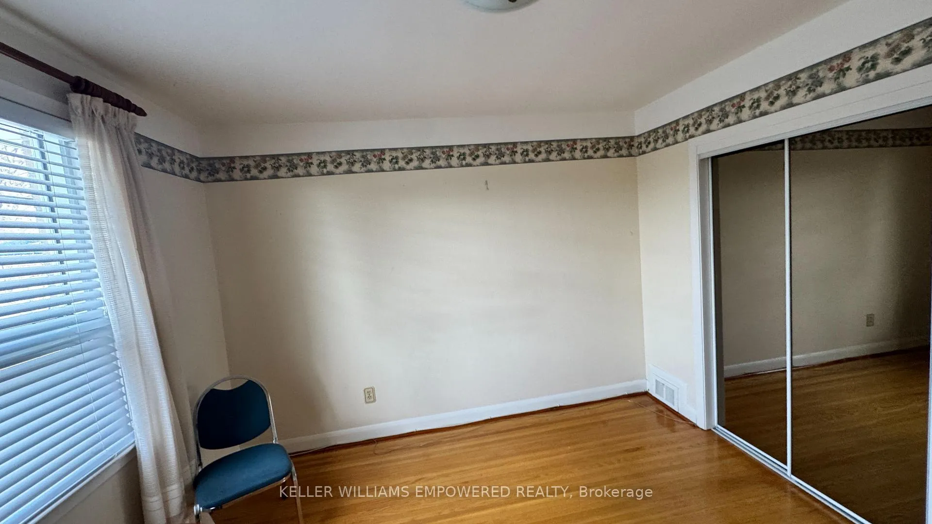 Photo 17 of 12 Hadrian Drive, Etobicoke, Elms-Old Rexdale — HOMEH