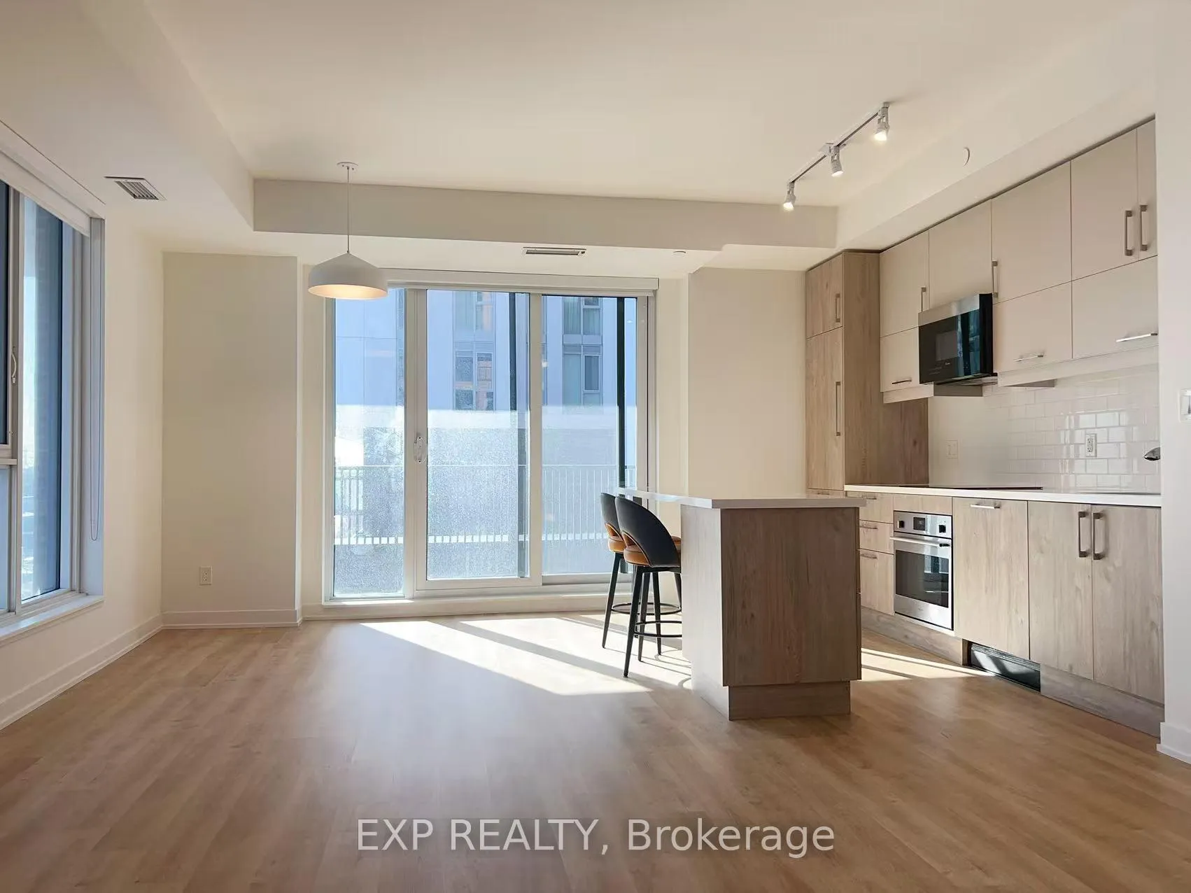 Photo 5 of Unit C617, 38 Simcoe Promenade Street, Markham, Unionville — HOMEH