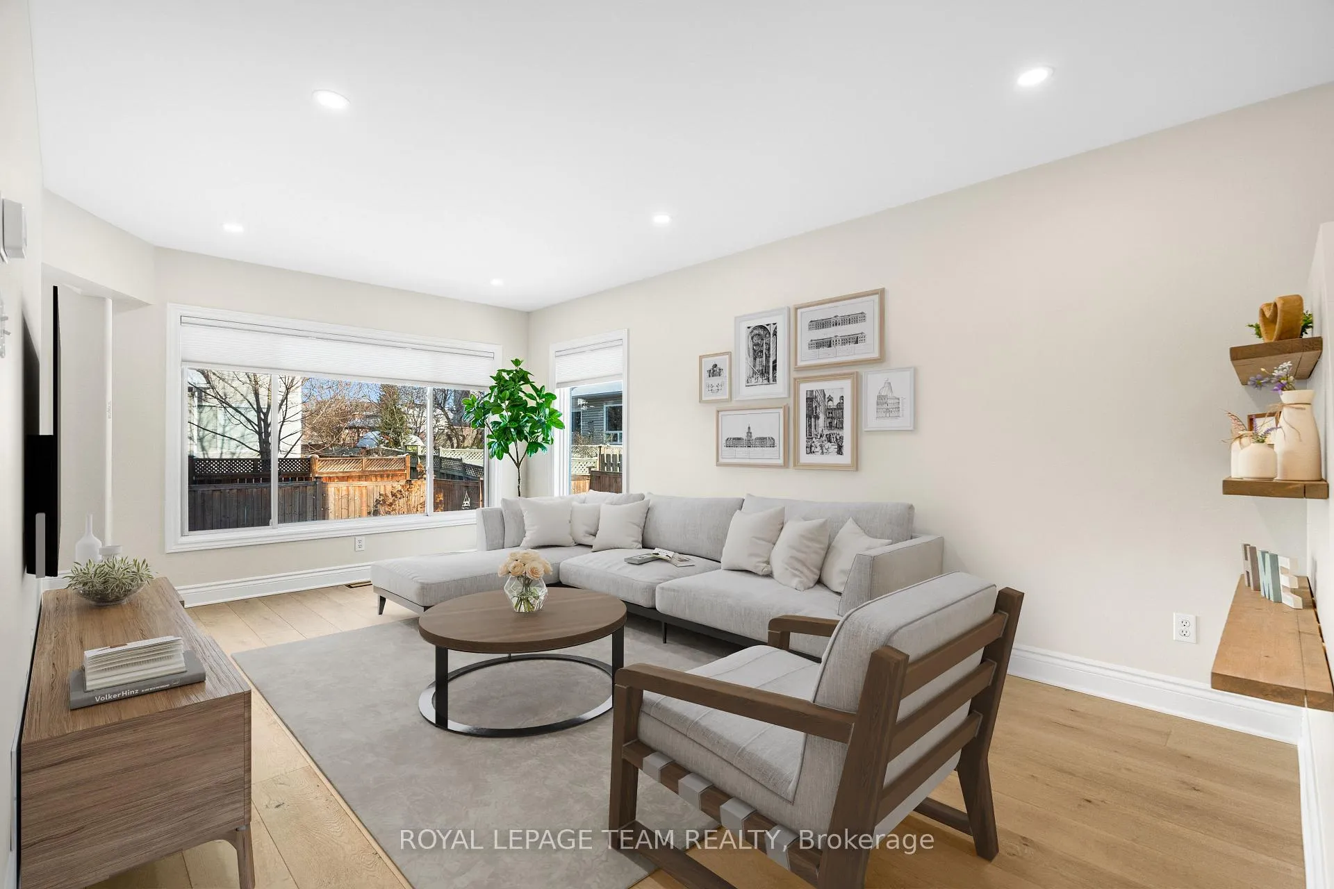 Photo 10 of 1925 Windwood Place, Ottawa, Chapel Hill — HOMEH