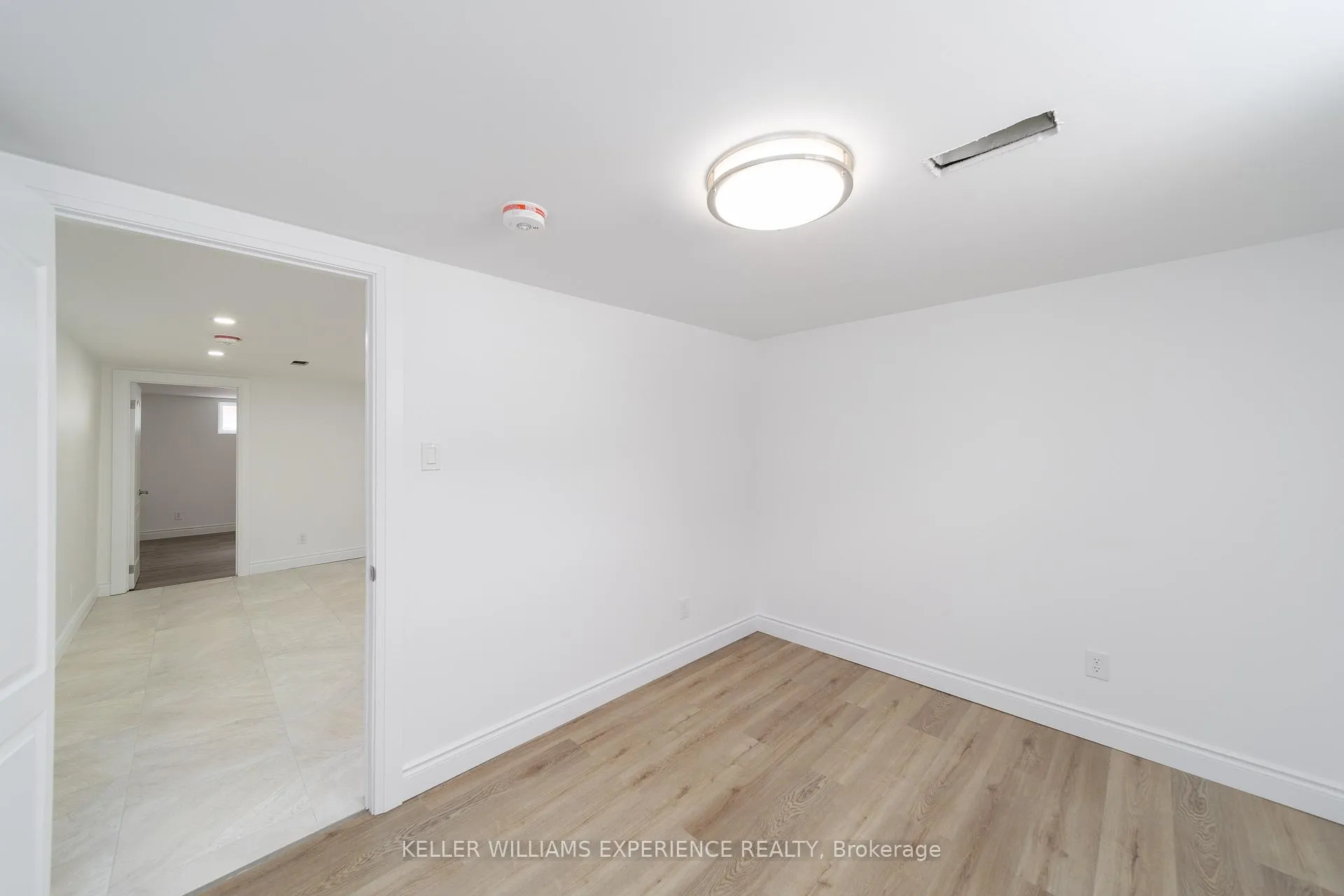 Photo 14 of Unit LOWER, 51 Davidson Street, Barrie, Wellington — HOMEH